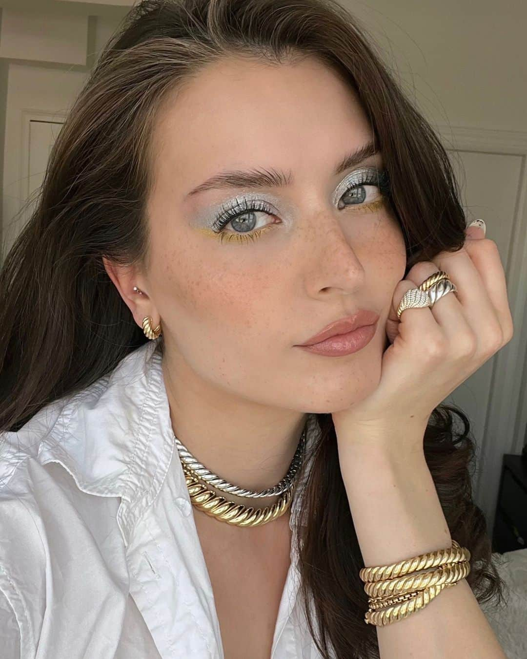 デビッドヤーマンさんのインスタグラム写真 - (デビッドヤーマンInstagram)「Friends of #DavidYurman wear new Sculpted Cable pieces: their fluid links and high polish make a bold statement.   #DYSculptedCable」4月21日 1時00分 - davidyurman