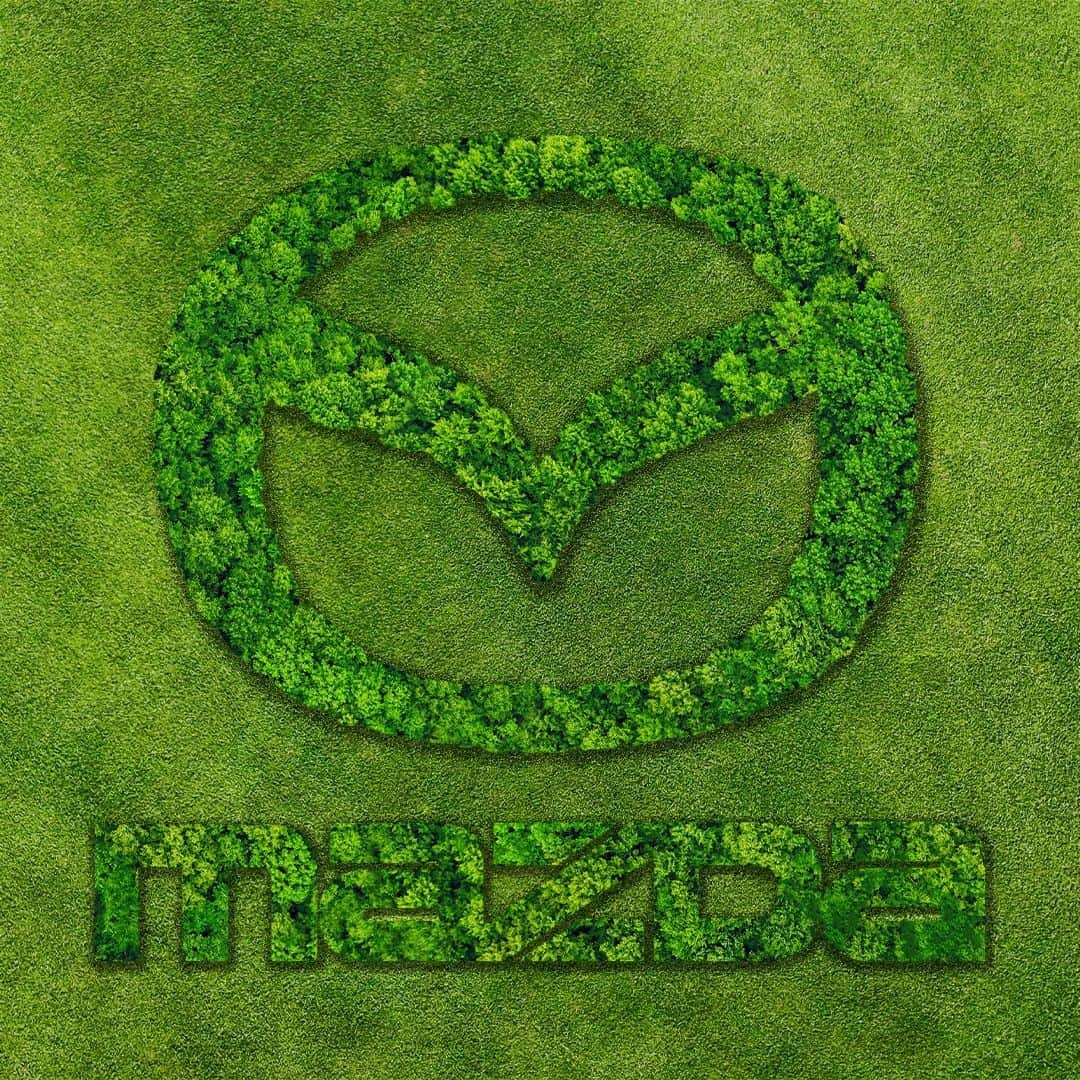 MAZDA Canadaのインスタグラム：「We believe in a future where driver, car, and planet can exist in perfect harmony. Let’s celebrate Earth Month together as we work towards electrifying our fleet by 2030 and being fully carbon neutral by 2050. Learn more at the link in bio. #EarthMonth #MazdaCanada​ 🔴​ Nous croyons en un avenir où conducteurs et voitures pourront vivre en parfaite harmonie avec la planète. Célébrons ensemble le Mois de la Terre, alors que nous travaillons à électrifier notre gamme de véhicules d'ici 2030 et à atteindre la neutralité carbone d'ici 2050. Pour en savoir plus, cliquez sur le lien dans notre bio. #MoisdelaTerre」