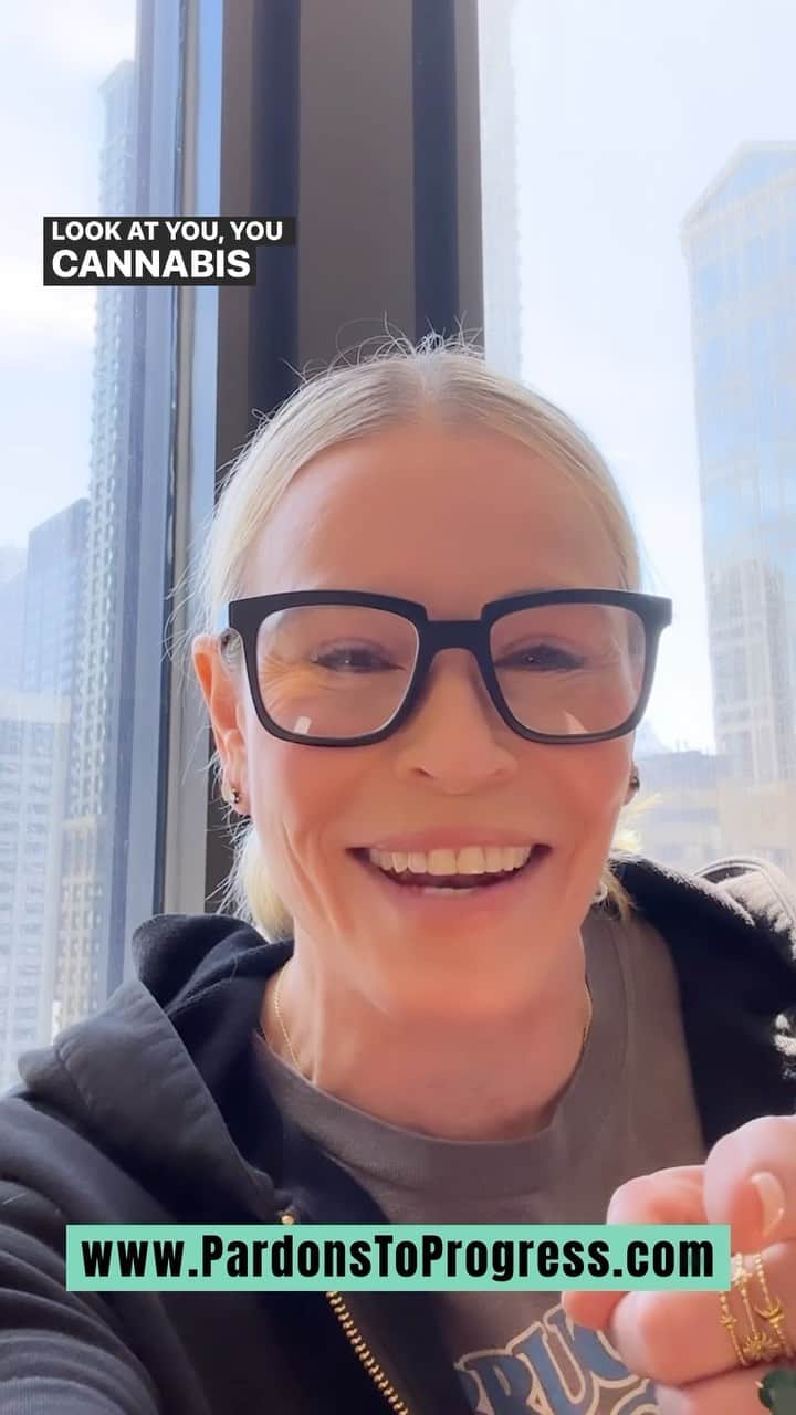 のインスタグラム：「This 4/20, I’m joining the Pardons to Progress to help free Americans who are still incarcerated for cannabis. Head to PardonsToProgress.com to see how you can help.」