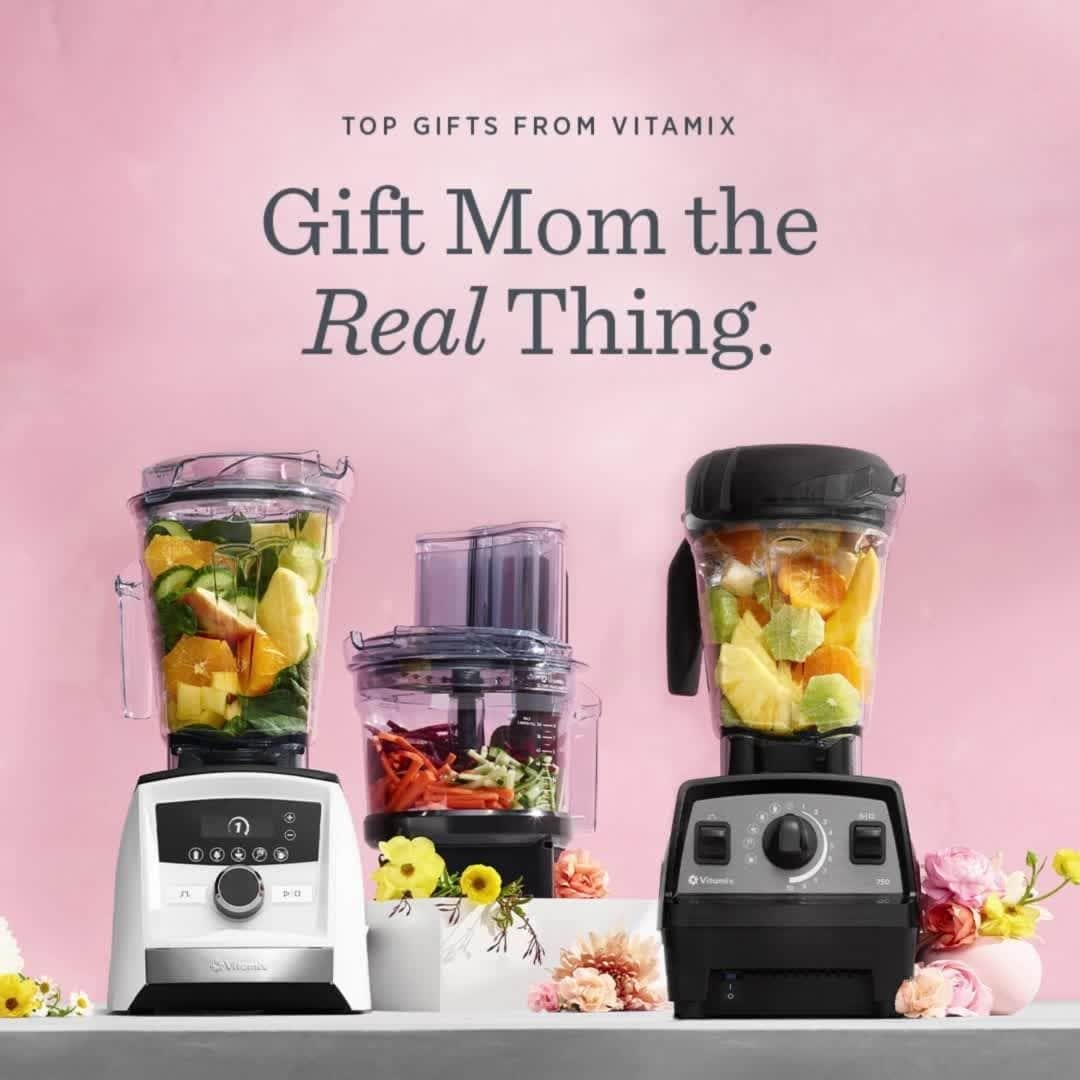 Vitamix Global Headquarters Real foodのインスタグラム：「We like #VitamixRealMomMoments at home🏡 • Gift Mom the Real Thing at the link in bio.」