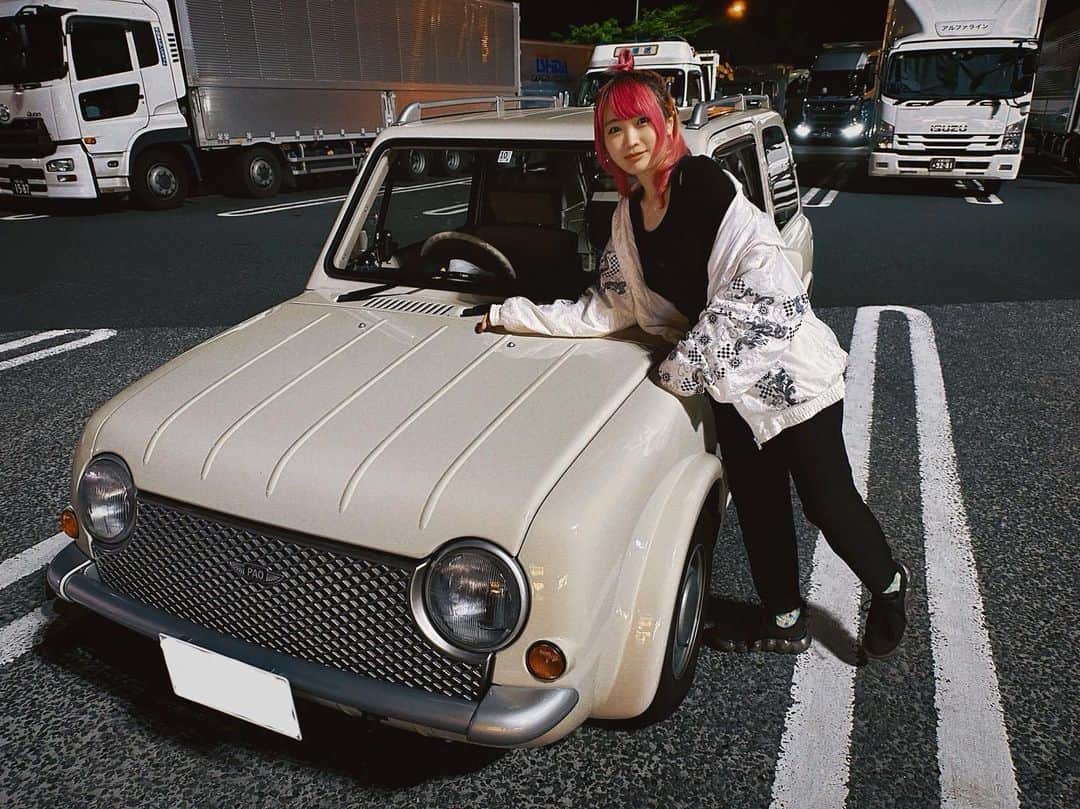 わかざえもん（コロナナモレモモ）さんのインスタグラム写真 - (わかざえもん（コロナナモレモモ）Instagram)「My car🚗💓 Nissan Pao 1990 . Prettiest car I’ve ever seen and it’s my first car💓 I’ve repaired my car while I was in America so she looks like brand new✨」4月21日 1時40分 - waka_bass