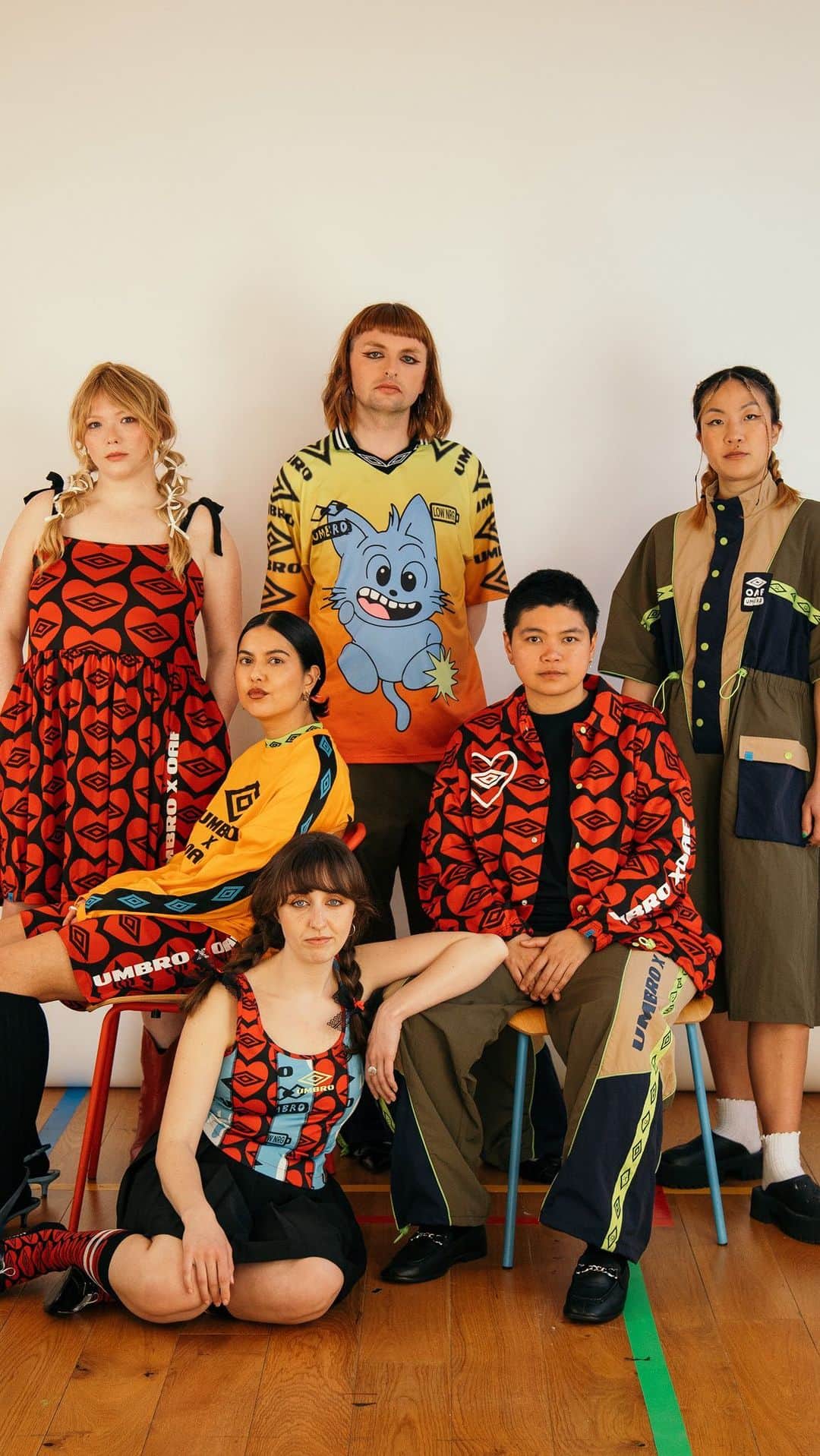 UMBROのインスタグラム：「JUST DROPPED: LAZY OAF X UMBRO 🤝  Delving into Umbro’s extensive archives from the 80’s and 90s, we have partnered to pair iconic Lazy Oaf prints and graphics to hero sportswear silhouettes.  With a campaign featuring teammates from London and Manchester based grassroots football teams Baesianz FC and Rain On Me FC, together we celebrate a new generation of players using football to shape their communities and build connections through sport.  Shop the collection now, exclusively available on lazyoaf.com and at Lazy Oaf Soho.」
