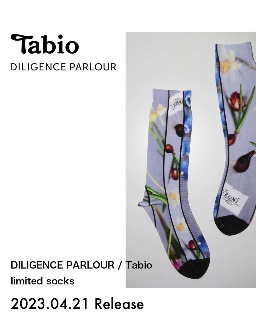 靴下屋公式アカウント（tabio）さんのインスタグラム写真 - (靴下屋公式アカウント（tabio）Instagram)「. DILIGENCE PARLOUR / Tabio　 limited socks  2023.04.21 Fri Release ⁡ 植物の可能性と創造性を探求し、 そこから生まれる文化的価値と新しいコミュニケーションを日々のくらしの中に提供するフラワーショップ DILIGENCE PARLOURとコラボレーション。 印刷の可能性をテーマに、花束や球根を使って大胆に遊んだ全8種のデザインをご用意しました。  4月25日よりTabio表参道ヒルズ店（ @tabio_omotesandou )ではDILIGENCE PARLOURによるコラボディスプレイを展示。 ぜひお店に遊びに来てください。  【販売店舗】 ・Tabio 表参道ヒルズ  ・Tabio Japan GINZA SIX ・Tabio アトレ品川 ・Tabio KITTE ・DILIGENCE PARLOUR オンラインストア ⁡ #DILIGENCEPARLOUR  #Tabio #DILIGENCEPARLOURxTabio  #flower #socks」4月20日 18時03分 - tabio.jp