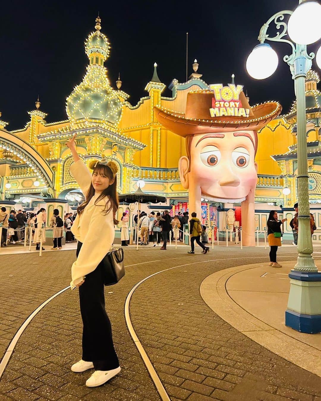 のインスタグラム：「.  先日、行ってきました ディズニーシー🩵」