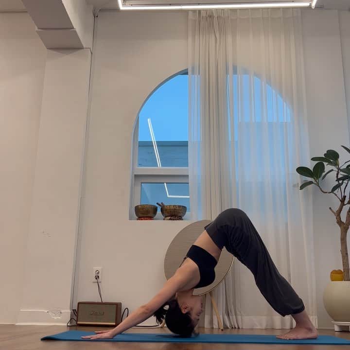 ソ・ウナのインスタグラム：「요가는 나의 힘! 🧘🏻‍♀️」