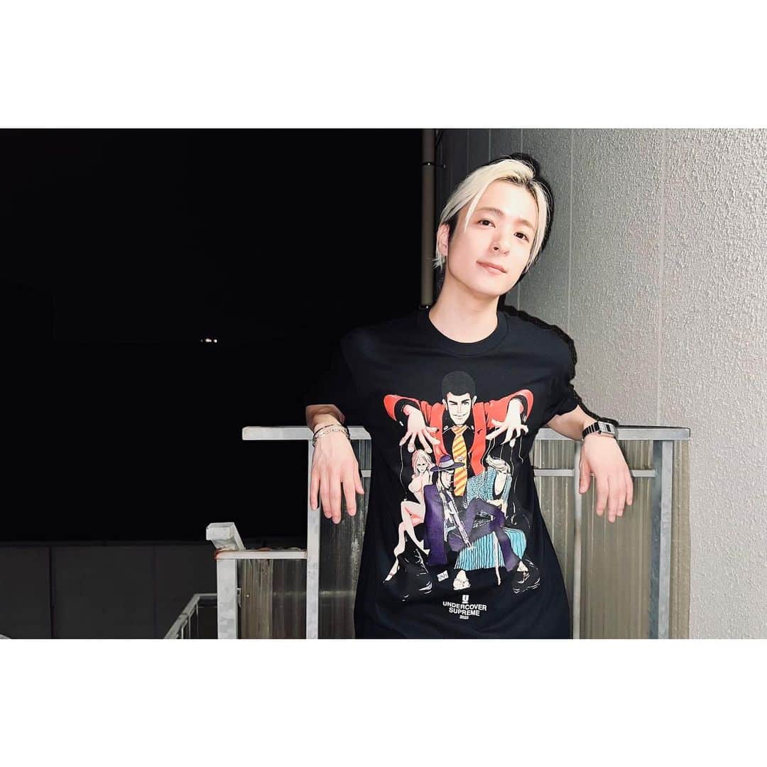 和田颯のインスタグラム：「. ルパン好きとしてこれはさすがに買ってしまったよね🤦‍♂️🫶🏻  Supreme®︎/UNDERCOVER @supremenewyork  @undercover_lab」