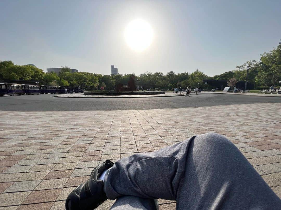 宗安さんのインスタグラム写真 - (宗安Instagram)「森ノ宮の公園の太陽！ この時期の日向ぼっこが最高なんだ🔥🔥」4月20日 18時54分 - cherry.d_muneyasu