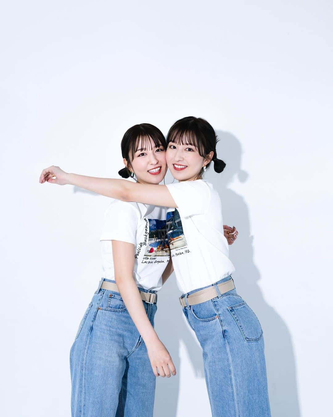 りかりこさんのインスタグラム写真 - (りかりこInstagram)「🩵Heart🩶  camera： @fuminaskd . #双子 #りかりこ #ヘアメイク #ファッション #カメラ #撮影 #作品撮り #fashion #ootd #twins #instagood #japanesegirl」4月20日 18時59分 - rikariko_official