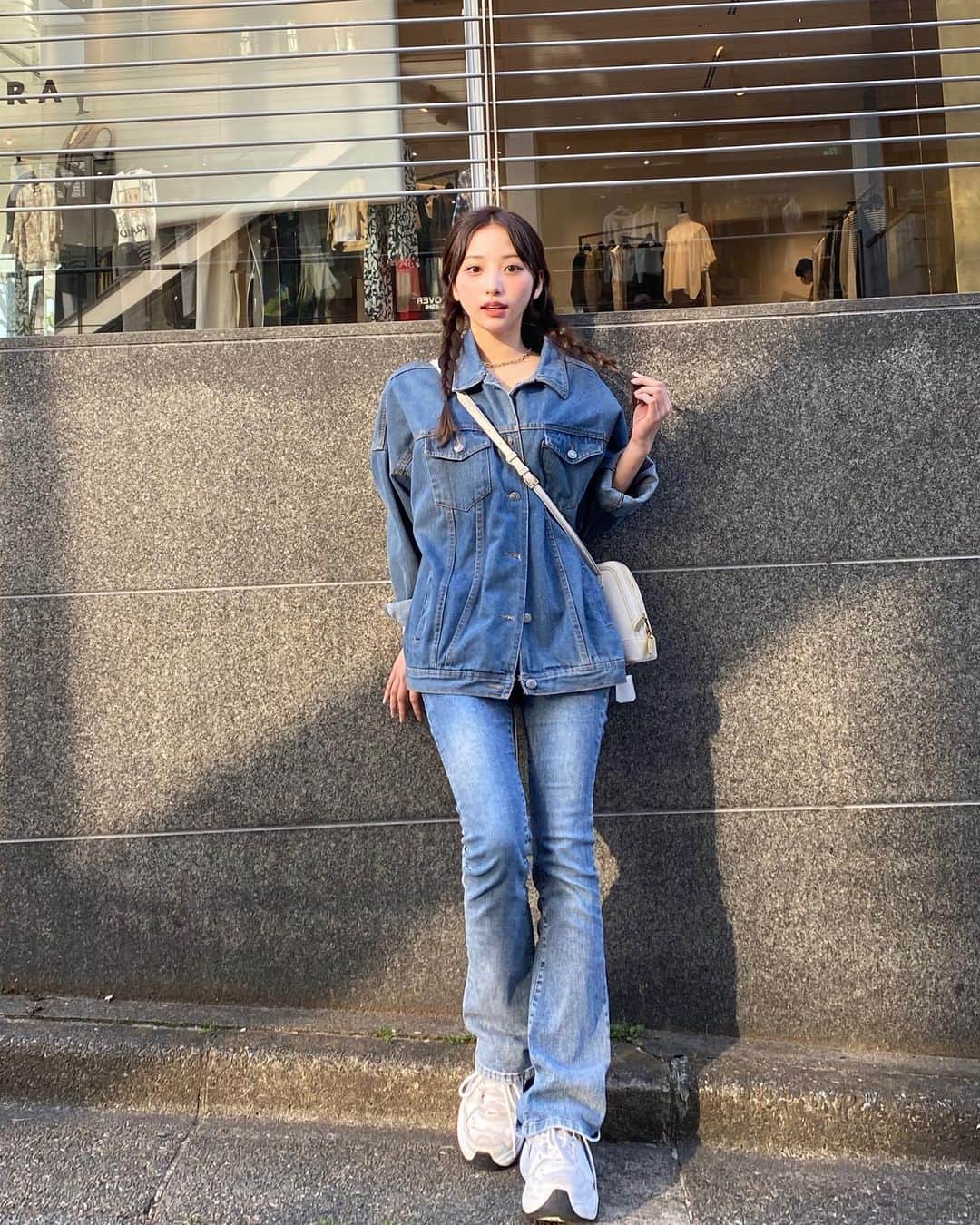のインスタグラム：「春超えてもはや夏だった👧🏻☀️」