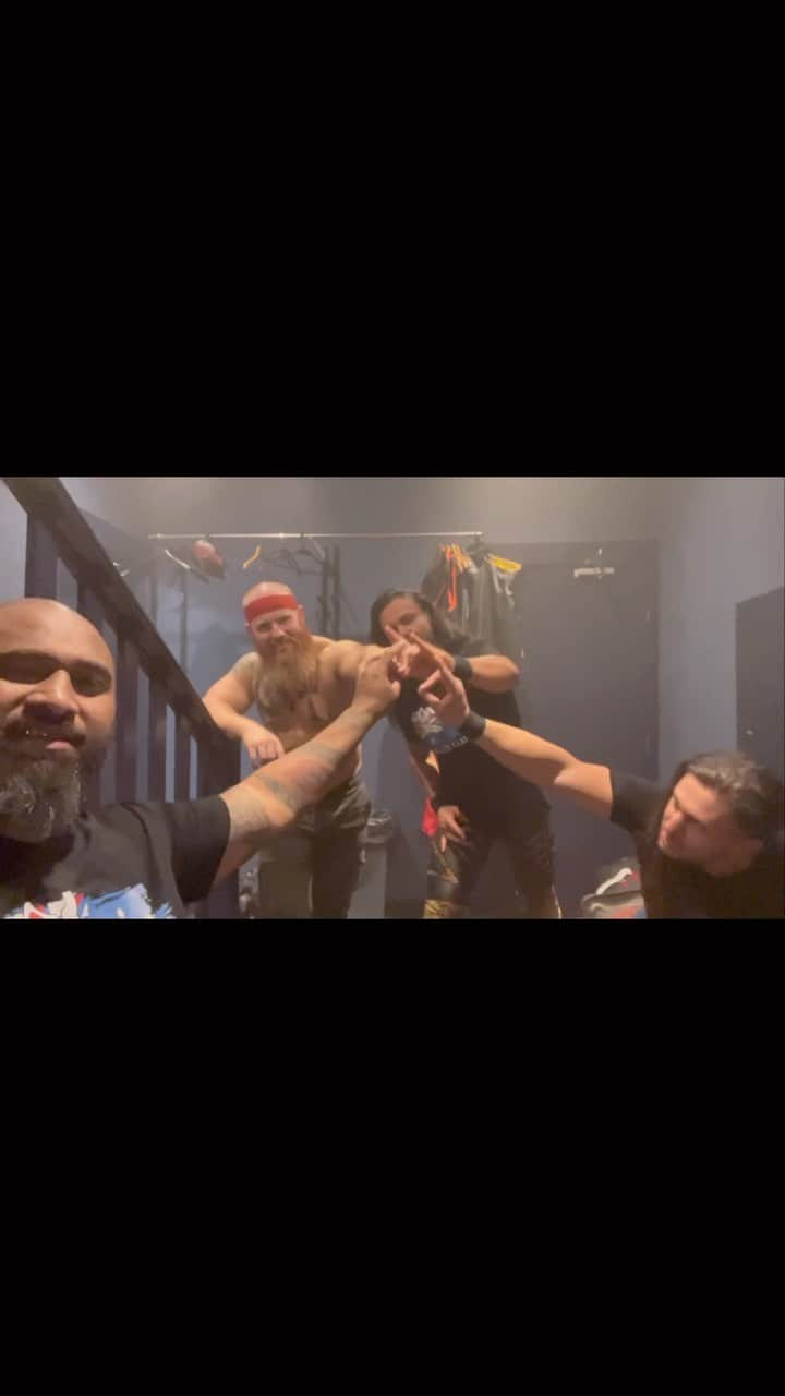 ファレ・シミタイトコのインスタグラム：「Take a peek at what we usually go through on a New Japan Tamashii tour. Last weekend we were in Adilaide, Sydney and Melbourne  Full vid on YouTube   https://youtu.be/6JJ-imrgos4」