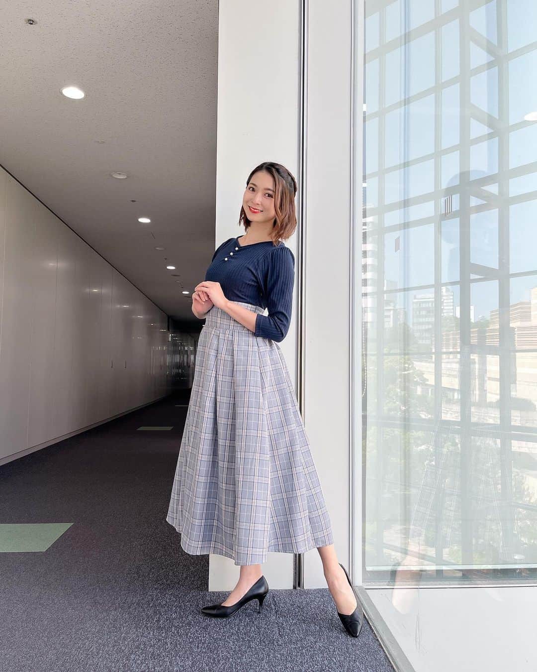 住田紗里のインスタグラム：「今朝はワンピースでした☀️  ワンピース tocco closet（@tocco_closet）  #グッドモーニング#衣装#toccocloset#ワンピース#テレビ朝日#テレ朝#テレビ朝日アナウンサー#アナウンサー#住田紗里」