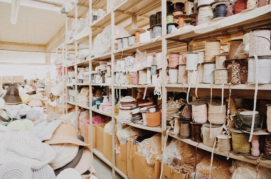 のインスタグラム：「Our collections have special features that make them unique in their kind.  First of all, the search for quality materials. This is one of the most important aspects.  Our spring / summer collection is characterized by particularly original garments in which the simplicity of the lines blends perfectly with the elegance typical of the Grevi style.  ………………………..  #Grevi #InspiringTraditions #MadeInItaly #Since1875 #HatLovers #Florence #Craftmanship #qualit𝗒  #materialrese𝖺rc𝗁 #springsummercollection」