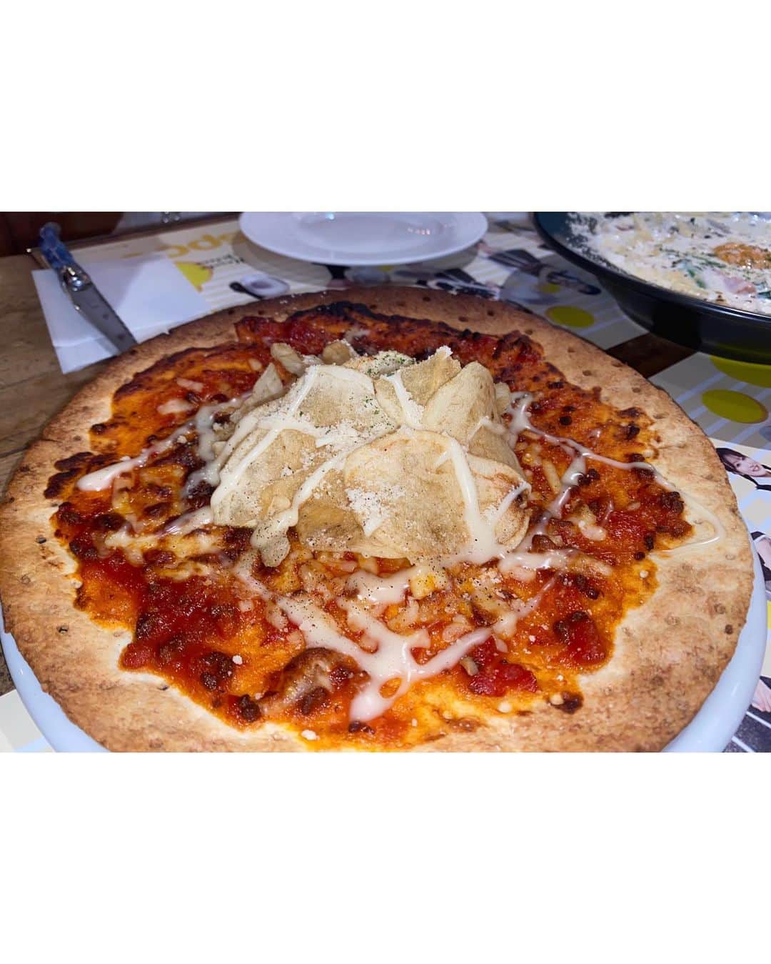 泉綾乃さんのインスタグラム写真 - (泉綾乃Instagram)「『NMB48 × good spoon』コラボカフェに行って来ました〜🧀  ゆいなが考えたフードメニュー！ どれも美味しくて！！！  「んーまいっ✨」  そして私が考案させていただいた、 「あーのんの白玉抹茶ミルク」は 抹茶が苦手な私でも飲めるくらい ミルク感が強く、ほんのり抹茶の味も効いてて美味しかったです💚🤍  コラボカフェは、、、！  4/17〜5/14までgood spoonなんばCITY南館店にて行われています！！！  皆さん是非、美味しいメニューを思う存分食べていただいて！メンバーのコースターやグッズもゲットしちゃってください😚  （ちひさんのコースターゲット🐯🫶）  #nmb48 #goodspoon #ラビグルメ #コラボカフェ」4月20日 21時10分 - _anon_1122