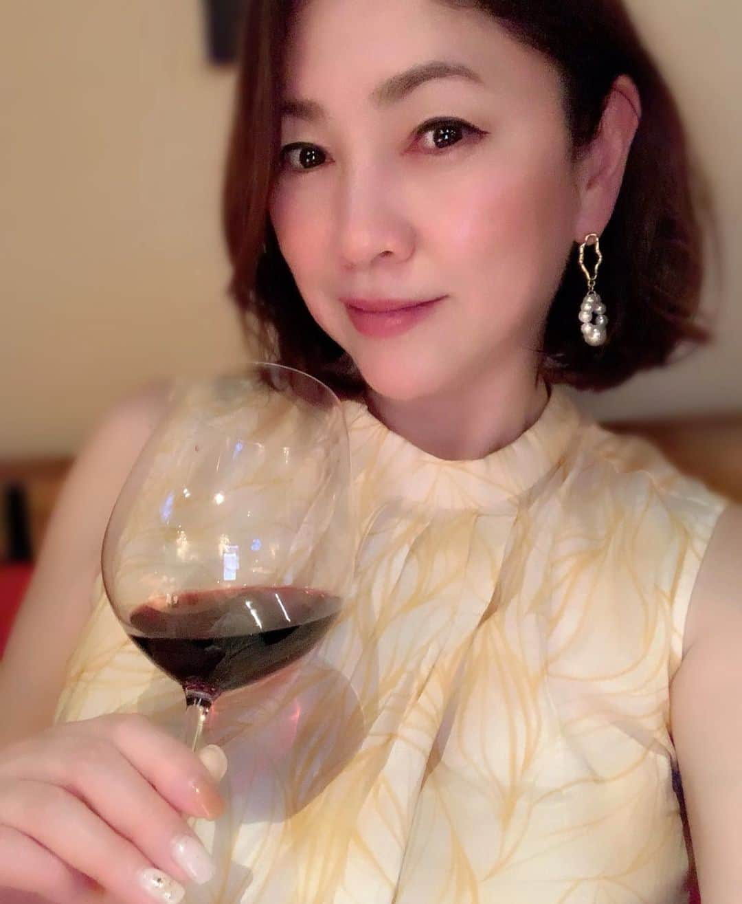 田中悦子さんのインスタグラム写真 - (田中悦子Instagram)「今日も元気に働き、動き 元気に呑む🍷  イエローのトップスは #shein  #至福の時間  #明日も明後日も #し #ご #と」4月20日 21時14分 - etsuko.reborn25