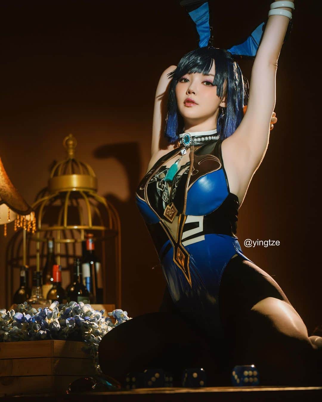YingTzeのインスタグラム：「Happy Birthday ( armpit ) Queen Yelan ! 🤣💙  📸 @prestonles.ig  Studio @peoplegraphy   #genshinimpact #genshinimpactcosplay #yelan #yelangenshinimpact」