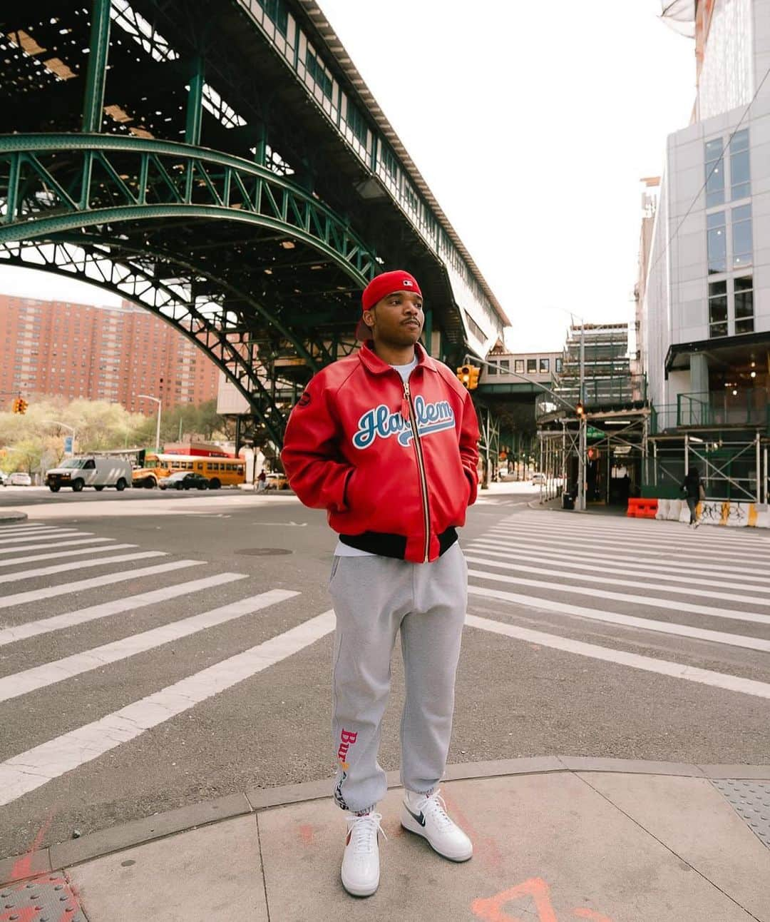 バンソンさんのインスタグラム写真 - (バンソンInstagram)「Although we’re based in Massachusetts, New York has always been big supporters of @vansonleathers .   Our Harlem edition of the New York series jackets are available now at @upnyc . #vansonleathers」4月20日 21時23分 - vansonleathers