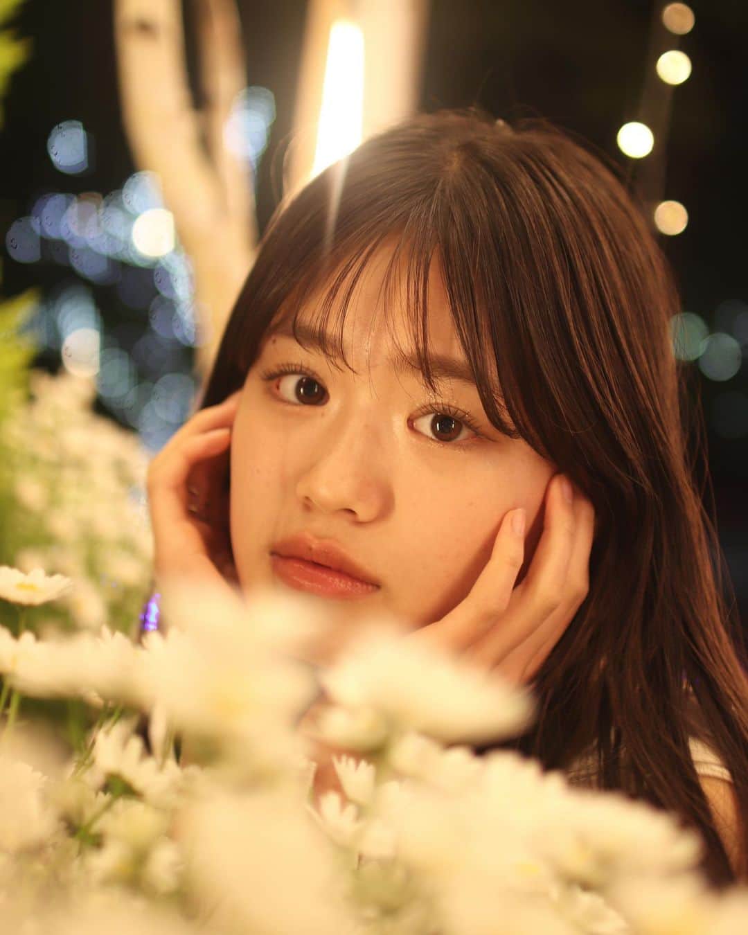 平日菜向のインスタグラム：「🌼🌼🌼」