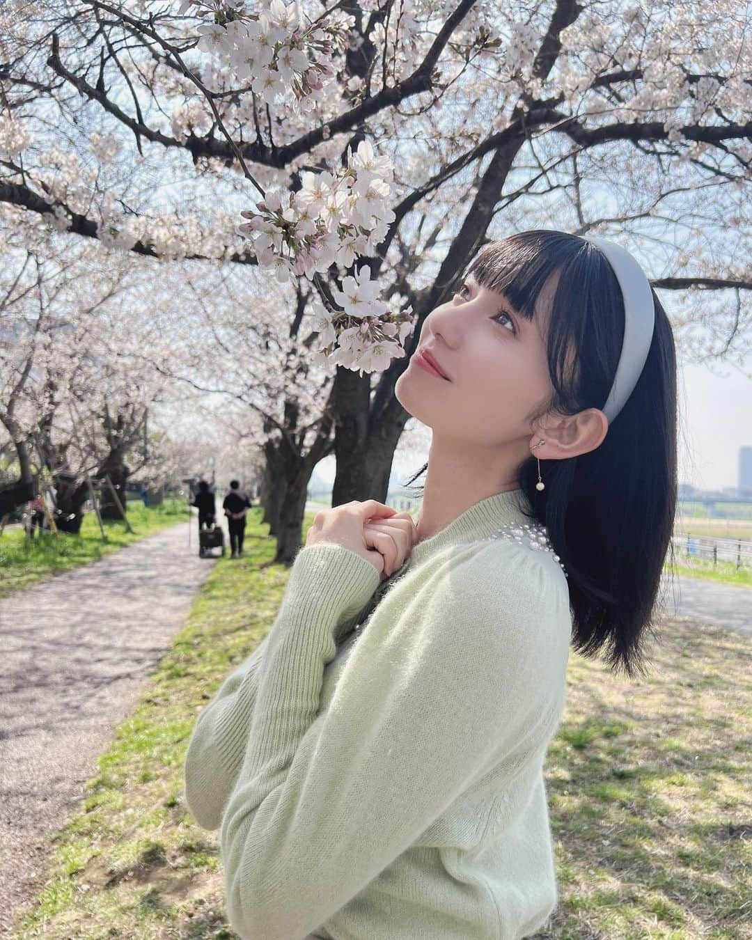 熊澤風花さんのインスタグラム写真 - (熊澤風花Instagram)「お仕事でお花見出来ました🌸」4月20日 21時52分 - fuka_kumazawa