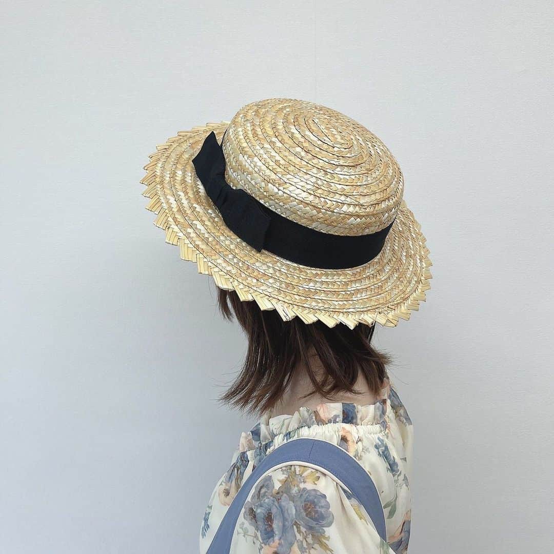F i.n.t_officialさんのインスタグラム写真 - (F i.n.t_officialInstagram)「. . *・。*・。*・。*・。* ⁡  𝑛𝑒𝑤 ℎ𝑎𝑡 𝑐𝑜𝑙𝑙𝑒𝑐𝑡𝑖𝑜𝑛 👒 ⁡ *・。*・。*・。*・。* ⁡ ⁡ ⁡ 春夏のコーデに欠かせない帽子コレクション♡ ベレー帽、カンカン帽、キャノチェと コーディネートのアクセントになる帽子が揃っております💐💞 ⁡ ⁡ \ 𝑖𝑡𝑒𝑚 / ⁡ ☑︎ エンブレム刺繍ベレー帽/F i.n.t ivory×navy / red / black ¥4,620(tax in) ⁡ ☑︎ ヴィンテージ風サイドリボンカンカン帽/F i.n.t  khaki / black ¥6,600(tax in) ⁡ ☑︎ 配色ブリムバックリボンキャノチェ/an another angelus off white×black / beige×green ¥6,930(tax in) ⁡ ⁡ 他にも新作多数入荷しております！ 是非チェックしてくださいね♡🕊️ ⁡ ⁡ ⁡ 𝑎𝑡𝑡𝑒𝑛𝑡𝑖𝑜𝑛📢 ￣￣￣￣￣￣ カタログクーポンのご利用期限は 4/30(日)までとなっております。 ⁡ F i.n.t公式通販サイトと店舗で各1回ずつ ご利用いただけます🌹 カタログをお持ちの方はご利用をお忘れなく🎟…♡ ⁡ －－－－－－－－－－－ ⁡ ＼ 『選挙割』開催します🗳️ ／ ⁡ センキョの後にチョコっとだけイイコト！ 4月23日(日)に投開票される 2023年統一地方選挙が対象です💌 ⁡ 詳細はニュースページをご覧ください👀 ▶︎https://fint.jp/news/senkyowari2023/ ⁡ ⁡ ⁡ #fint #フィント #帽子 #カンカン帽 #キャノチェ #ベレー帽 #ベレー #hat #summerhat  #レトロコーデ #春コーデ #夏コーデ #コーディネート   #coordinate #ootd #classical #retro  #選挙割 #センキョ割 #選挙に行こう ⁡ .」4月20日 22時35分 - fi.n.t_official