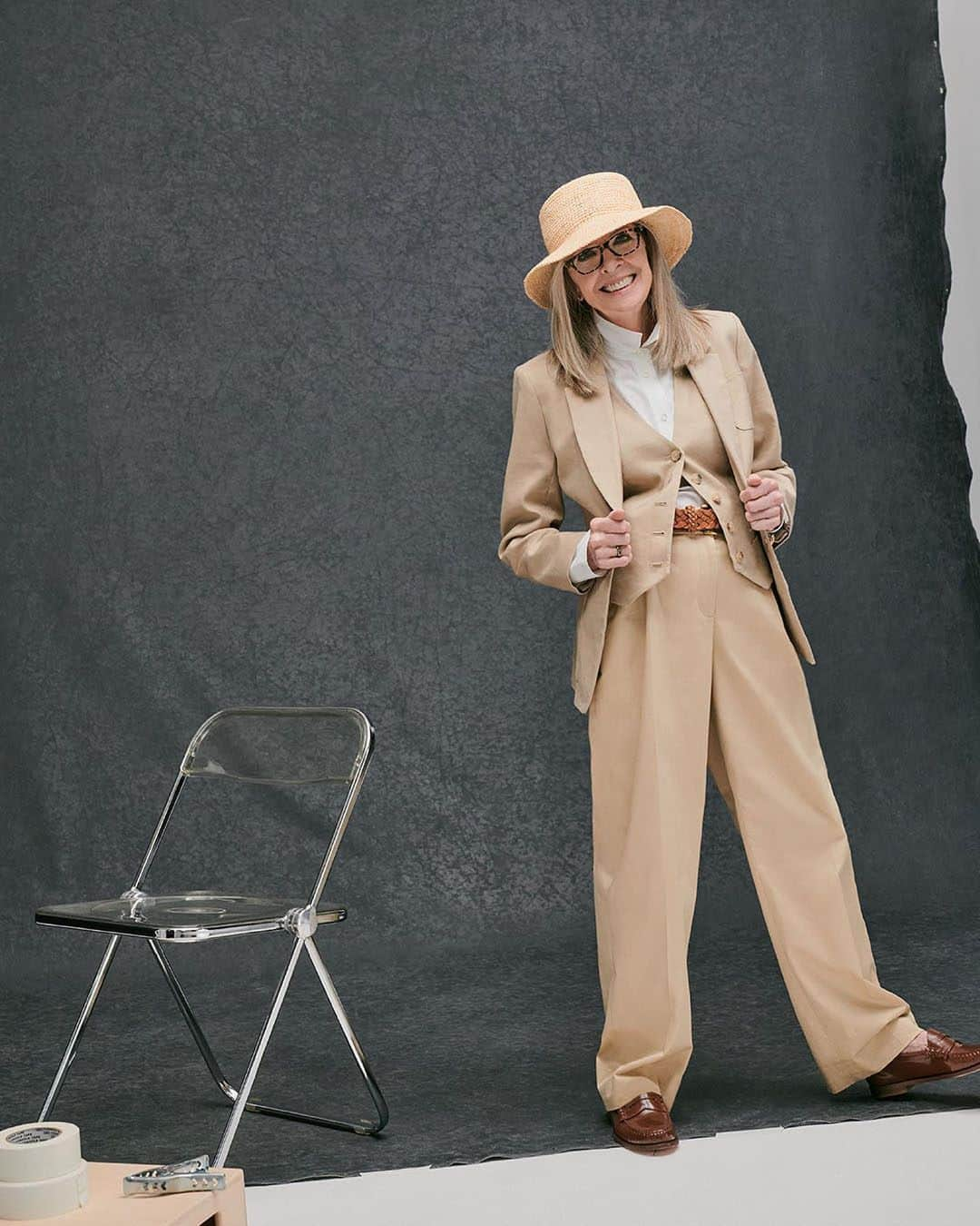 ジェイクルーさんのインスタグラム写真 - (ジェイクルーInstagram)「STYLE FOR DECADES with @diane_keaton… “My hat is my hair and my hair is my hat. I collect new ones, vintage ones… and I’ll never get rid of any of them.”  See more with the icon in our story.   J.CREW FORTY」4月20日 23時00分 - jcrew