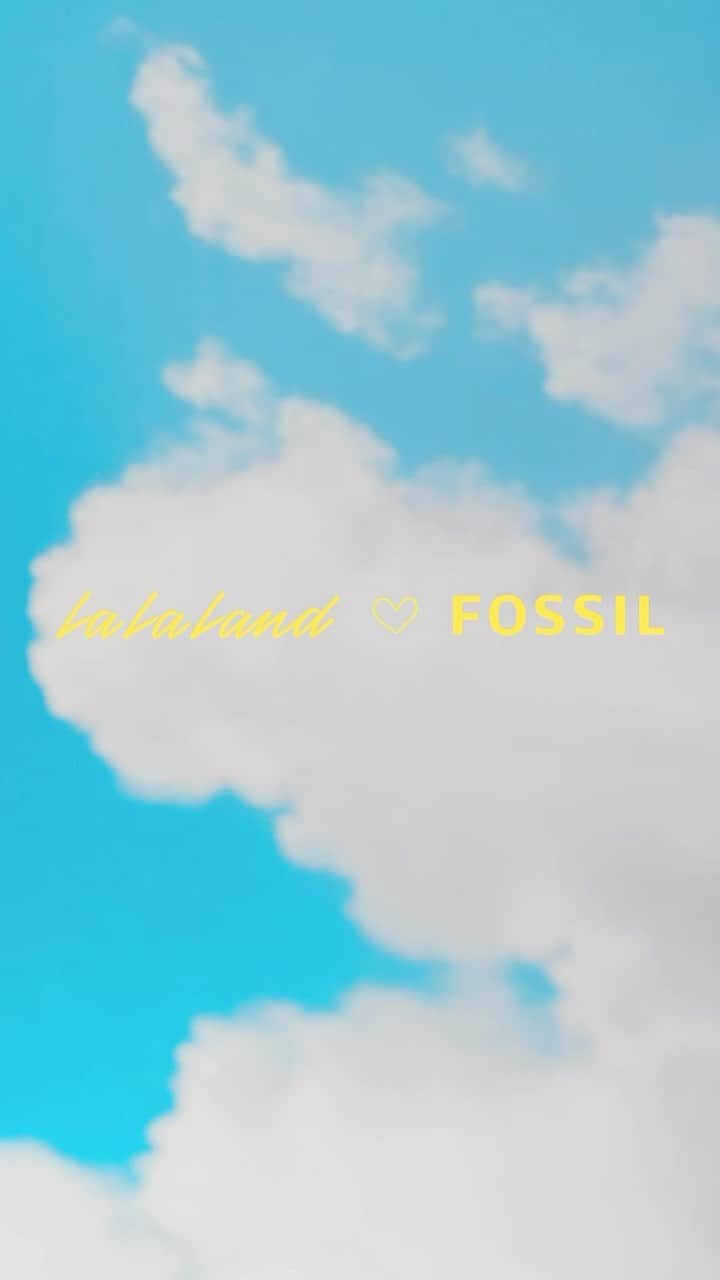 fossilのインスタグラム：「COMING SOON! Our newest collab with @lalalandkindcafe has us on cloud nine😌☁️ #LaLaLandxFossil  #collab #fossiljewelry #springstyle #fossil #accessories #bekind #fyp #foryoupage」