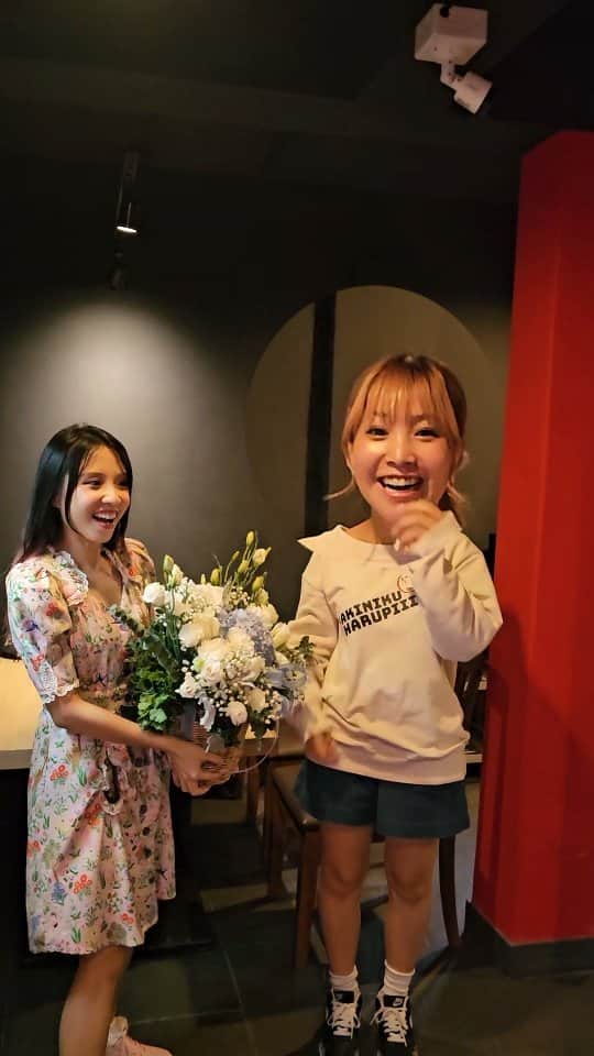 ビーム先生のインスタグラム：「ฮารุปี้ harupiii ไอดอลญี่ปุ่นเปิดร้านเนื้อย่างในไทย !? #yakinikuharupiii #harupiii @harupiii212」