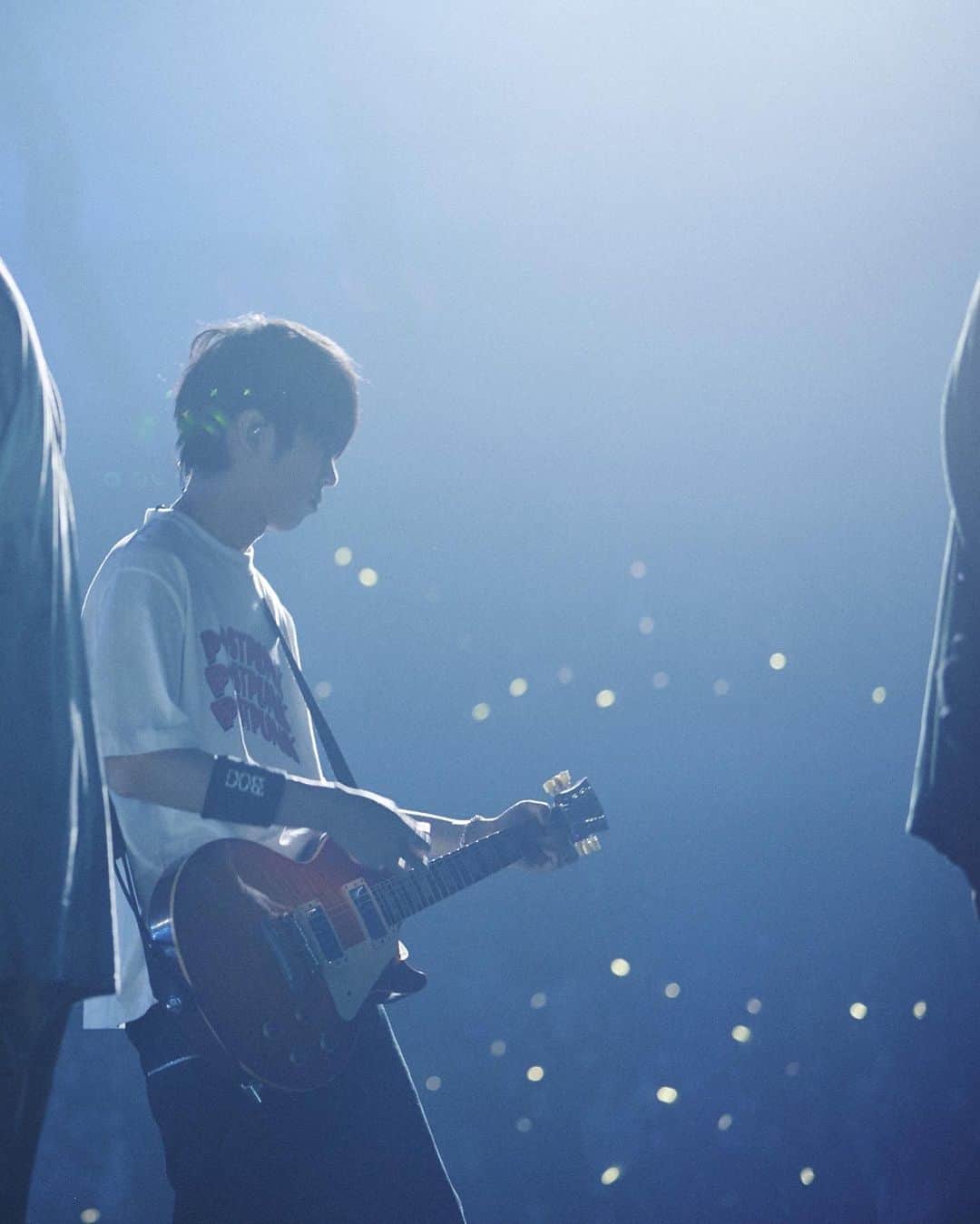BUMP OF CHICKENさんのインスタグラム写真 - (BUMP OF CHICKENInstagram)「2023/4/20 BUMP OF CHICKEN TOUR 2023 be there @ HOKKAIDO PREFECTURAL SPORTS CENTER HOKKAI KITAYELL  Photo by @yoshiharuota  #bethere」4月20日 23時07分 - bumpofchickenofficial