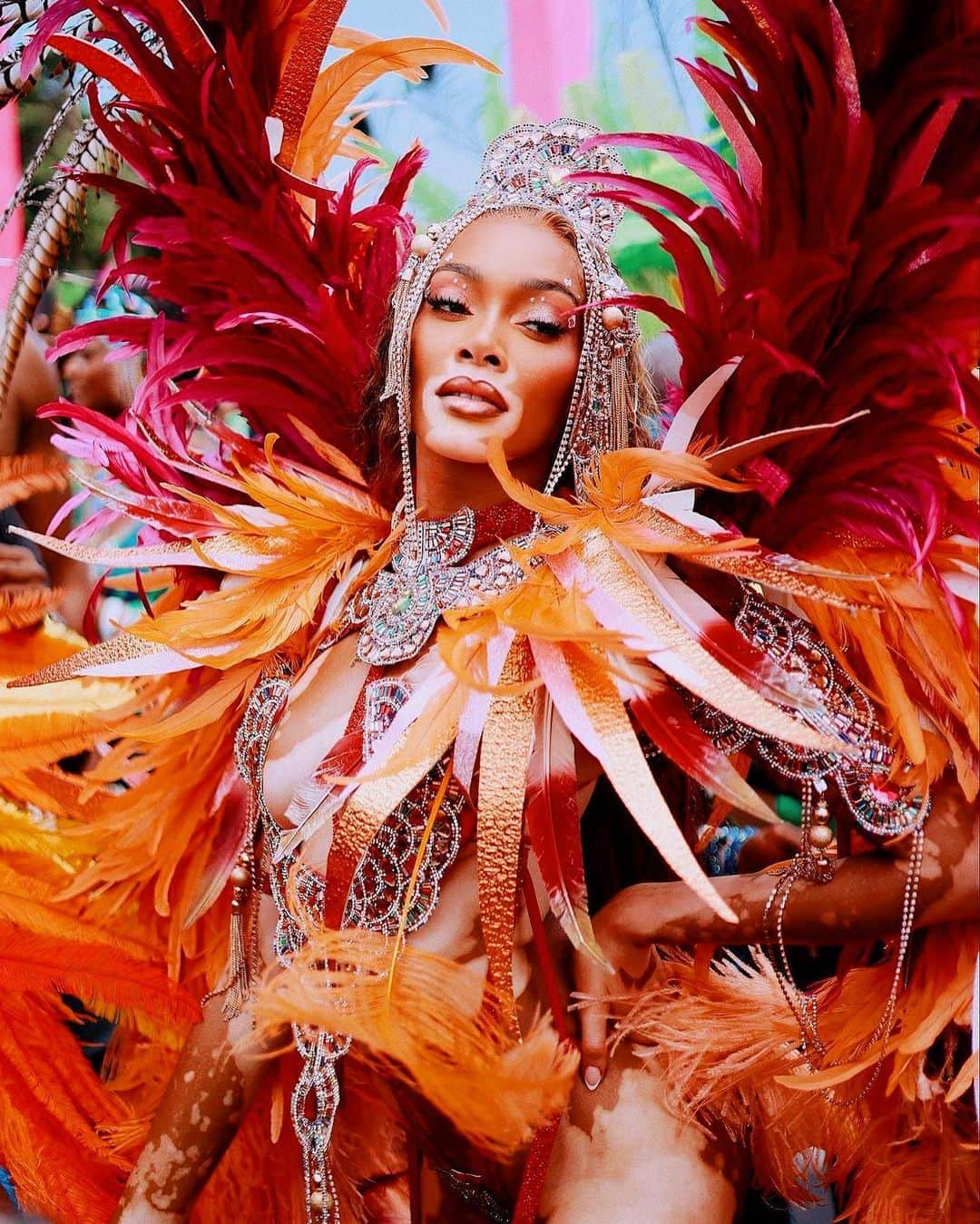 ウィニー・ハーロウさんのインスタグラム写真 - (ウィニー・ハーロウInstagram)「Carnival mi musttt go 🦚🧡💗 Sweet like Jamaican Mango 🇯🇲🥭😋😋」4月20日 23時08分 - winnieharlow