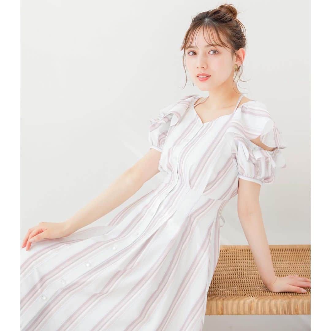 WILLSELECTION OFFICIALさんのインスタグラム写真 - (WILLSELECTION OFFICIALInstagram)「@willselection_official   New Arrival♡ ✔︎ シアーストライプワンピース ¥17,600(tax in)  color beige/pink/mint  #WILLSELECTION #ウィルセレクション #stripe」4月20日 23時23分 - willselection_official