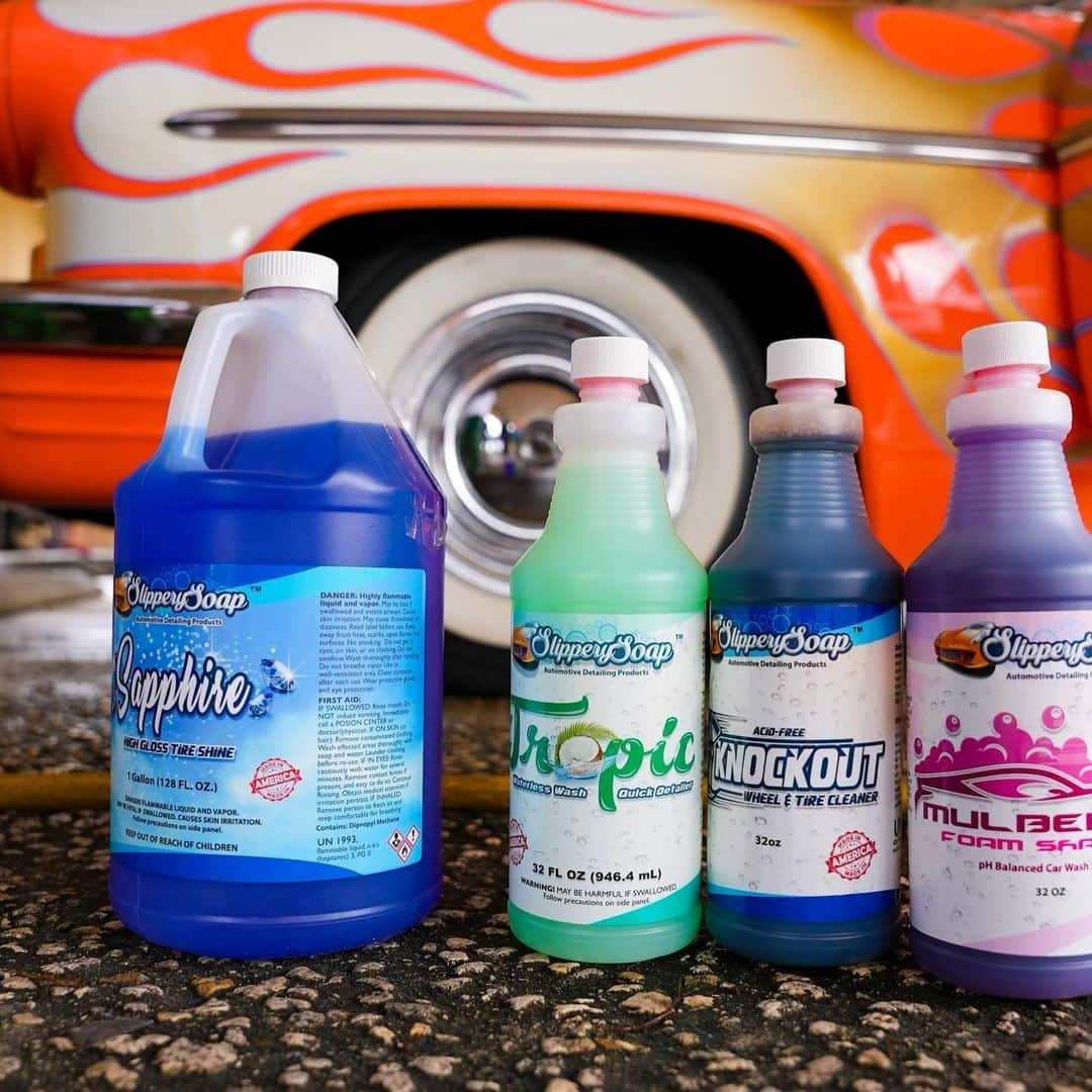 リック・ロスさんのインスタグラム写真 - (リック・ロスInstagram)「@theslipperysoapllc car care products aka ‘BOSS GLOSS’ taking over & now available on @amazon & coming soon to a @autozone near you! BIGGEST CAR/BIKE SHOW OF 2023  June 3rd Fayetteville Ga @ the Promise Land with performances by The Boss Rick Ross and LIL WAYNE @liltunechi !  www.rickrosscarshow.com  📸 @shulathedon」4月20日 23時24分 - richforever