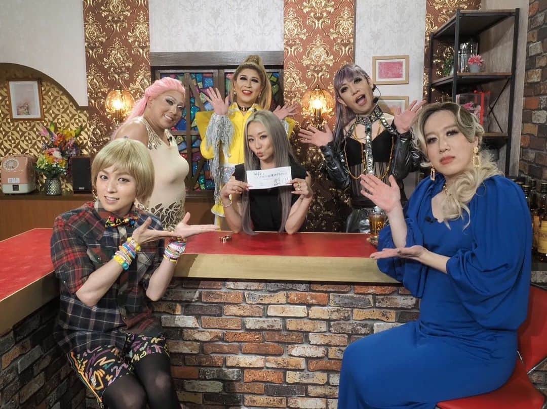 倖田來未のインスタグラム：「. OPENREC 「今夜も綺麗でごめんなさい🌹」20回記念！スペシャルーっ！2時間の楽しいトーク！！ ⁡ 倖田來未いっぱい出てきたー！爆 またいつでも遊びに行きまーす！ ショーミィちゃんとバブちゃん そして、パルプ、をしるこちゃん、ぽり美ちゃん！ ⁡ 最高のエンターテイメントありがとう！ 心から笑いました！ 今日のハイライトも載せておきます笑笑 ⁡ #openrec #こんきれ #kodakumi #倖田來未」