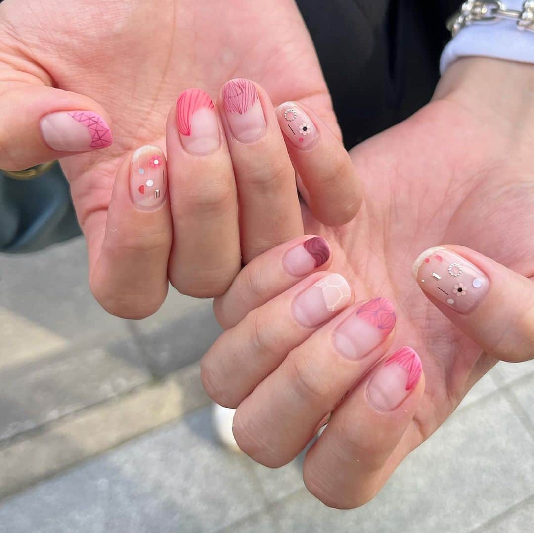 赤木 桃 #ちゃんものインスタグラム：「アートなフレンチ🎨🍒」