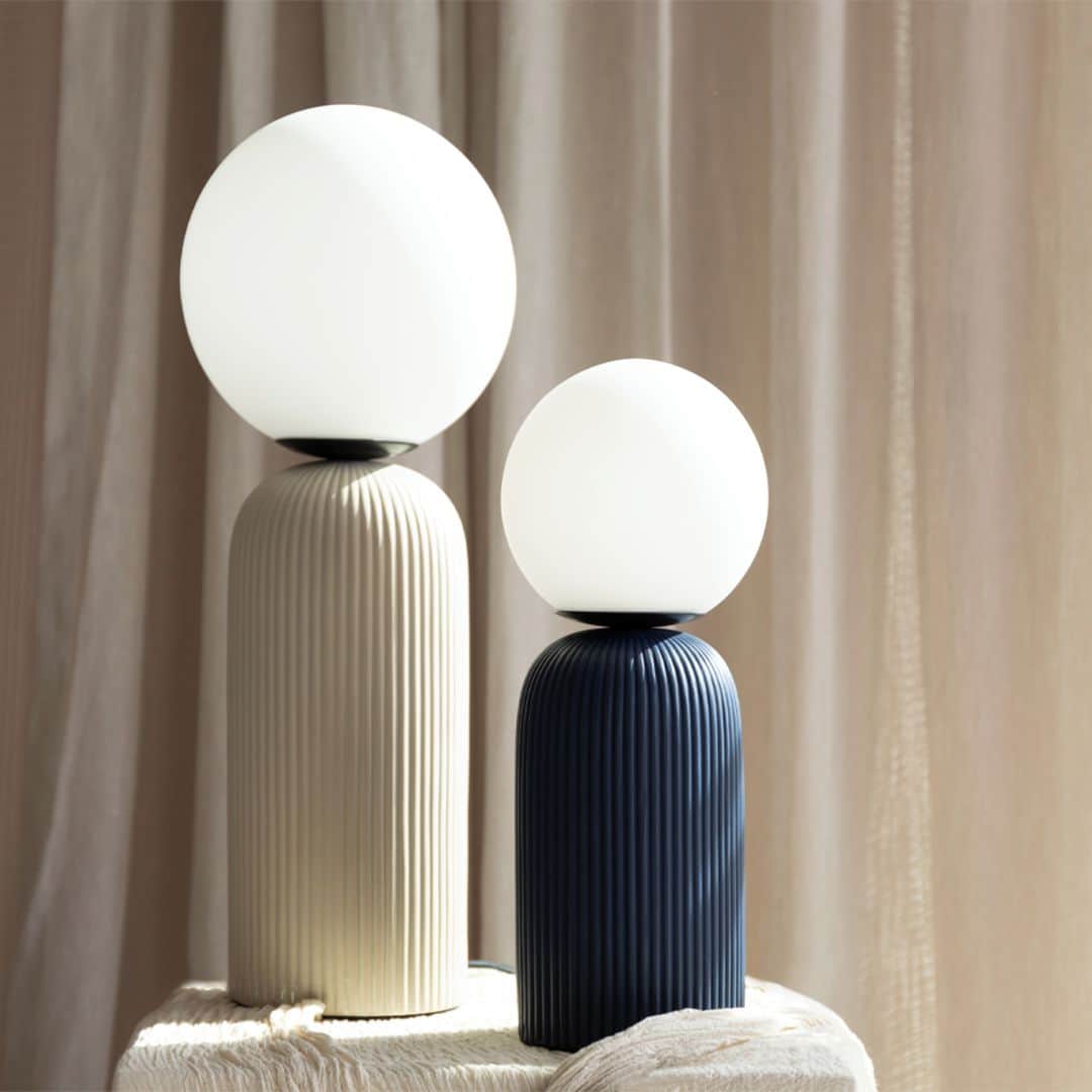 ZUIVERのインスタグラム：「✨ WIN ✨This is your chance! Win the Dash table lamp from our new spring collection. Dash brings an elegant expression and subtle details to any room.⁣ ⁣ Here is what you need to do:⁣⁣ 1. Fill in the form via the #linkinbio⁣⁣ 2. Pick your favourite colour⁣ 3. Sit back, relax and wait.⁣⁣ ⁣ ⁣The giveaway runs from 20 April to 4 May 2023. The winner will receive a personal message within one week after the closing date.」