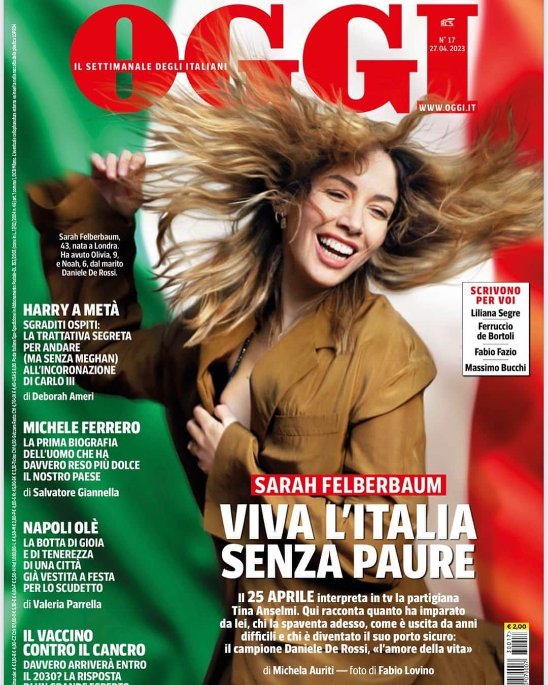 サラ・フェルバーバウムさんのインスタグラム写真 - (サラ・フェルバーバウムInstagram)「In edicola sulla copertina di @oggisettimanale   Una bellissima chiacchierata con Michela Auriti in cui parlo di tante cose alle quali tengo ma soprattutto dell’uscita di un progetto di cui vado molto orgogliosa.  Il film sulla vita di Tina Anselmi che andrà in onda il 25 Aprile su RaiUno in prima serata.   Foto di @fabio_lovino_  Trucco @nikipinna  Capelli @alessandrorocchihair  X @simonebelliagency  Styling @fran_ottaviani   Grazie @lapalumbocomunicazione   #tinaanselmi #festadellaliberazione #25aprile #partigiana」4月20日 23時45分 - sarahfelberbaum