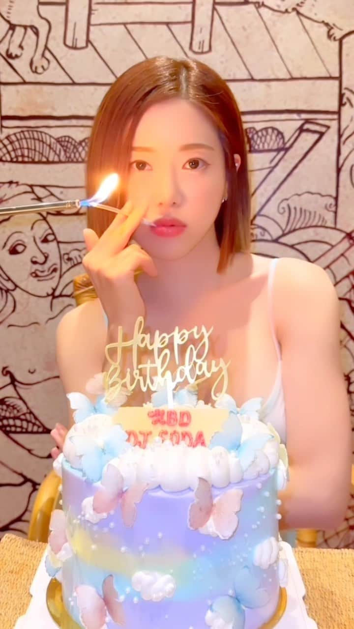 Dj Sodaのインスタグラム：「이번주는 멜버른,호치민,시드니에서 만나요~🎂 Thank you very much Thailand 🇹🇭 Now Melbourne 🇦🇺 Brown alley on Friday,  Saturday Ho Chi Minh City Thu Duc district 🇻🇳,  Sunday back to Sydney 🇦🇺 Home the Venue」