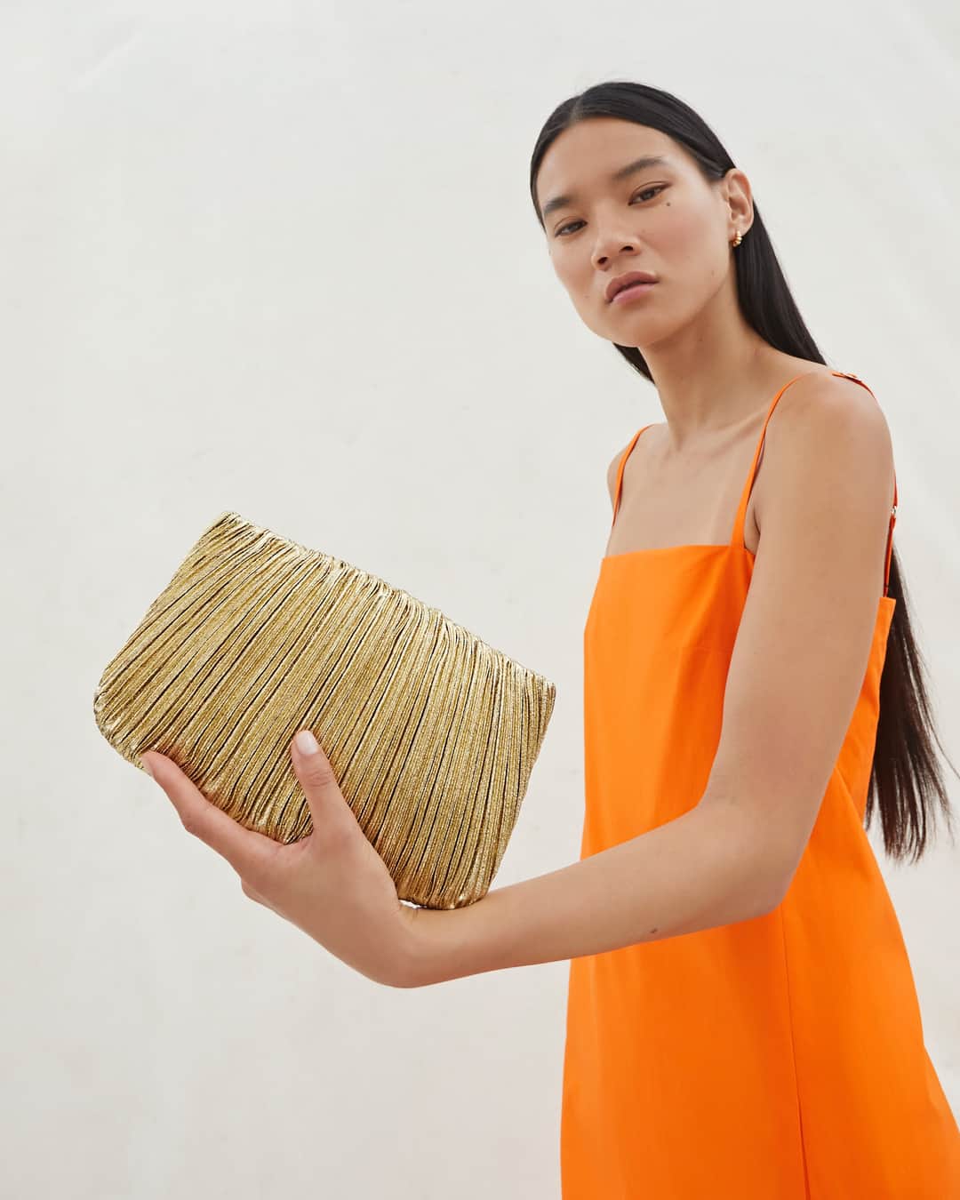 レフラーランドールのインスタグラム：「Pouch perfect #loefflerrandall」