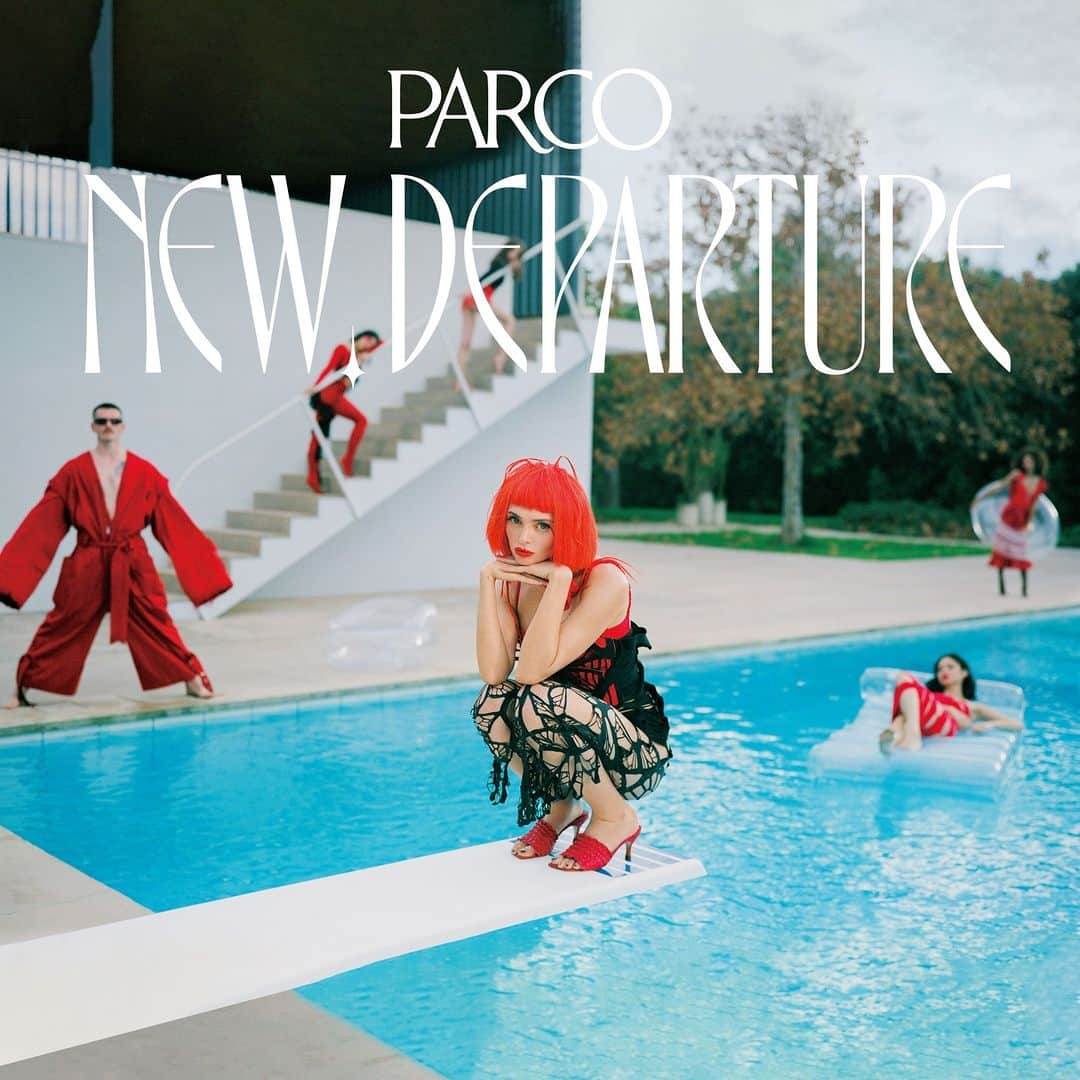吉祥寺PARCOのインスタグラム：「PARCO 2023SS SEASON / SUMMER  ----------------------------  NEW DEPARTURE    季節の美しさを謳歌するトンボ。  生きるために働きつづけるアリ。  二人は出会い、新しい世界に旅立ちます。    四季を通して紡がれるのは、  窮屈さを乗りこえ、新しい道をさがす物語。  わかり合い、与え合うことで見つかる、美しい世界。    そこで出会う刺激とインスピレーションが、  人生にみずみずしく彩りをそえる。    いま、新しい出発を祝福しよう。    ----------------------    パルコの2023年SSシーズン広告 SUMMERムービーが4月21日（金）公開されました。  本広告のクリエイティブディレクターには、2021 GUCCI 「CASA DELLA CULTURA DI GUCCI」やHarry Styles 『As It Was』のMVを手掛けた気鋭映像監督 Tanu Muino(タヌ・ムイノ)を日本企業として初めて起用しています。    2023年シーズン広告では「NEW DEPARTURE」をテーマに、春夏秋冬４つの季節を通して紡ぐ物語が描かれます。  『トンボとアリ』*の寓話をモチーフに、ファッショナブルなハッピーエンディングストーリーをTanu Muino特有の世界観で表現しました。（*『アリとキリギリス』のウクライナ版）  抑圧された世界から抜け出し、新たな生活・人生に向けて旅立つことで得られる、ファッションやエンタテインメント、様々な価値観を持った人々 との出会い、文化的で彩りのあるライフスタイルを楽しむことをパルコは応援しています。    今回公開されたSUMMERムービーを含むSSフルムービーではプロローグが、後編となるAWムービー(約3分間)では物語のターニングポイントとエンディングが描かれ、SS・AWを通して約5分間の一つの物語が完成します。※AWムービーは7月中旬頃に公開。    https://parco.jp/style/      #パルコ #PARCO #newdeparture #tanumuino #タヌムイノ #SpringSummer #広告 #アート #クリエイティブ #2023SS #2023SUMMER」