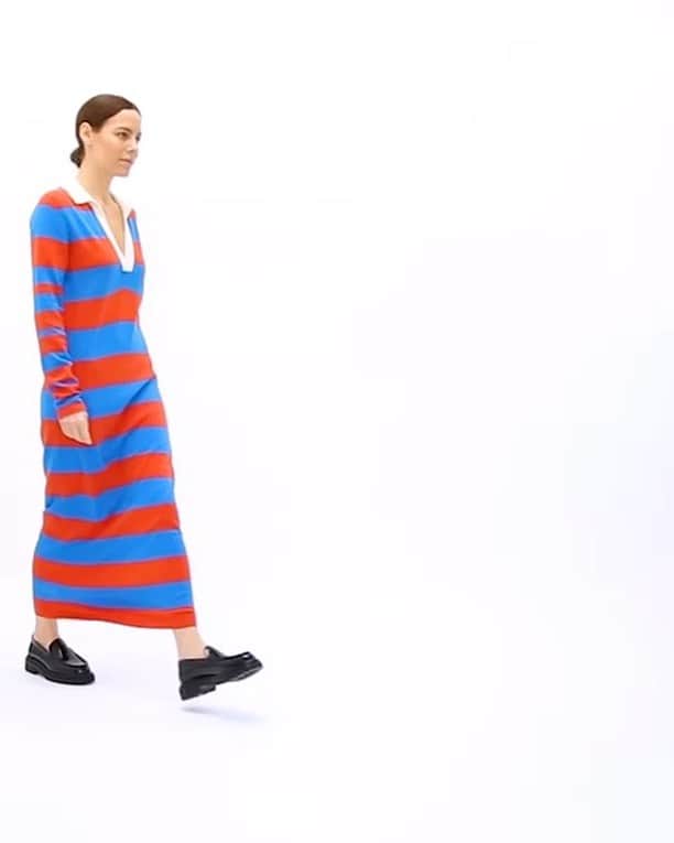クレメンツリベイロのインスタグラム：「Rugby Dress Walk! 🔹🔷🟥🔷🔹」