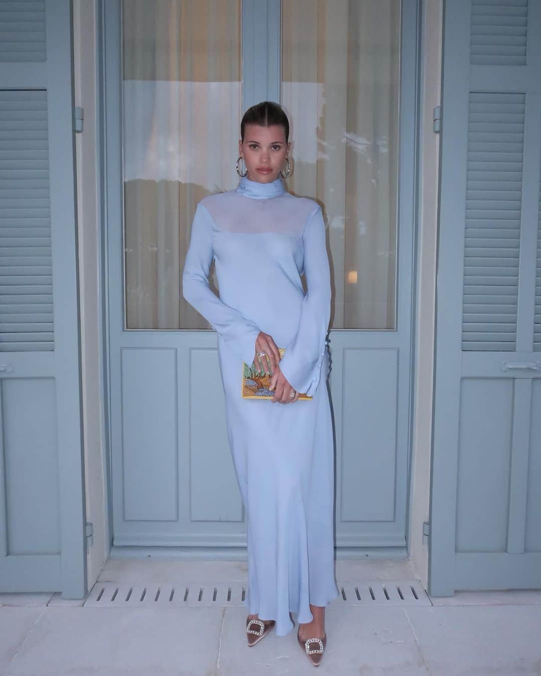 ソフィア・リッチーのインスタグラム：「Something bleue ✨」