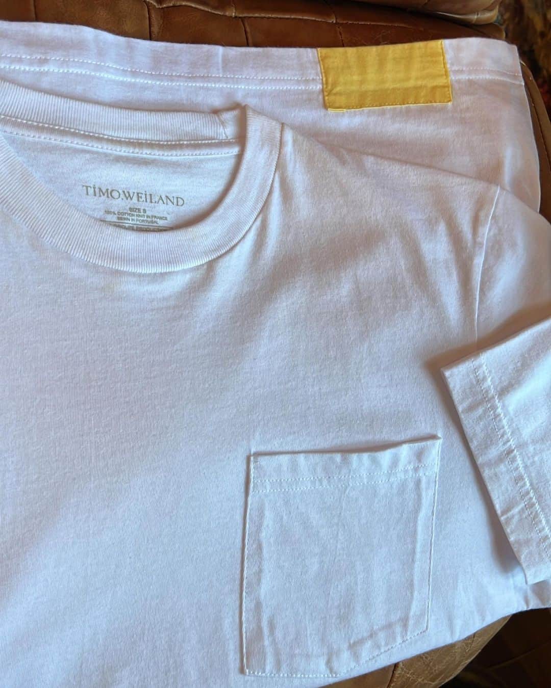 ティモウェイランドのインスタグラム：「“Short-sleeve? Soft white tees for Spring? Groundbreaking.” @groupe.nyc TW uniform essentials coming soon. #comingsoon 🤙🏼」