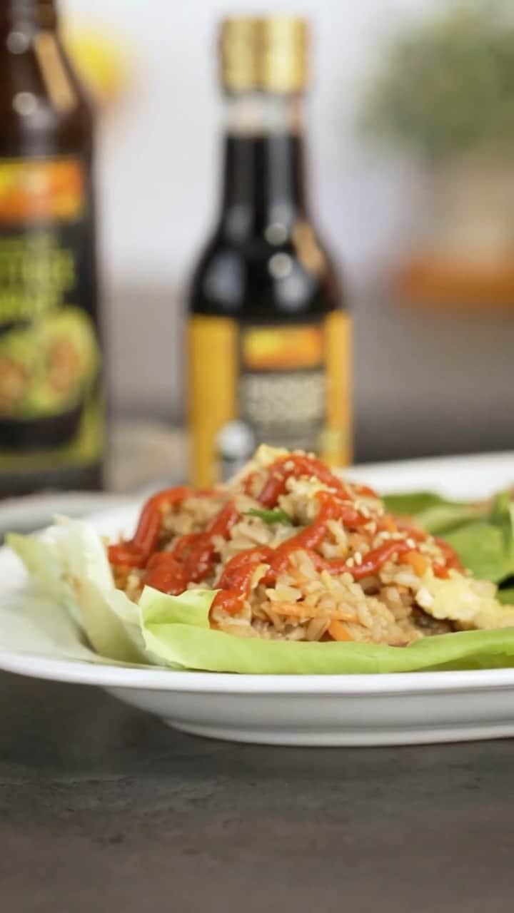 Lee Kum Kee USA（李錦記）のインスタグラム：「Today we're showing you how to make this succulent Lettuce Wrap Fried Rice recipe.   Grab Lee Kum Kee Panda Brand Sauce For Lettuce Wrap, Panda Brand Premium Cooking Soy Sauce, and Sriracha Chili Sauce for an irresistible appetizer for dinner tonight.   #leekumkee #leekumkeeusa #lettucewraps #lettucewraprecipe #appetizerideas #appetizerrecipe #walmart #walmartfinds #walmarthaul #soysauce #srirachachili」