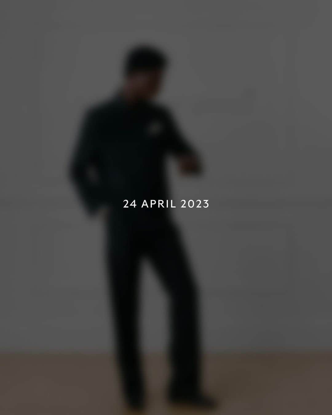 クロスサージョンのインスタグラム：「CHANGING OF THE GUARD 24 April 2023  #clothsurgeon #bespoke #streetwear」