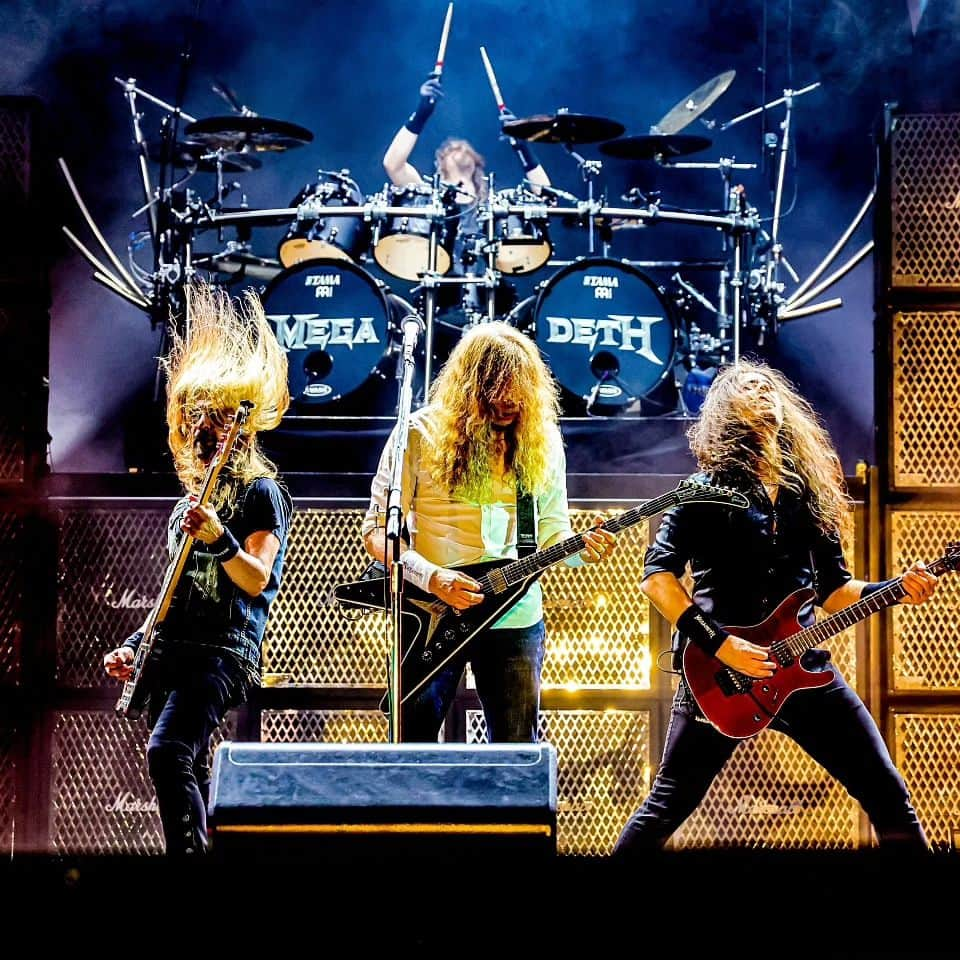 Megadethのインスタグラム：「Limited VIP packages remain! 👊 Head over to megadeth.com/canada now to get all the details on THE SICK packages & more!  Perks include One (1) Premium Reserved Seat to the Show -OR- GA Pit Ticket, Exclusive viewing area access during first 3 songs, group photo and Q&A with the band, take home collectible merch & MORE. Very Limited Availability.  Find your city at the link in our story/bio.」