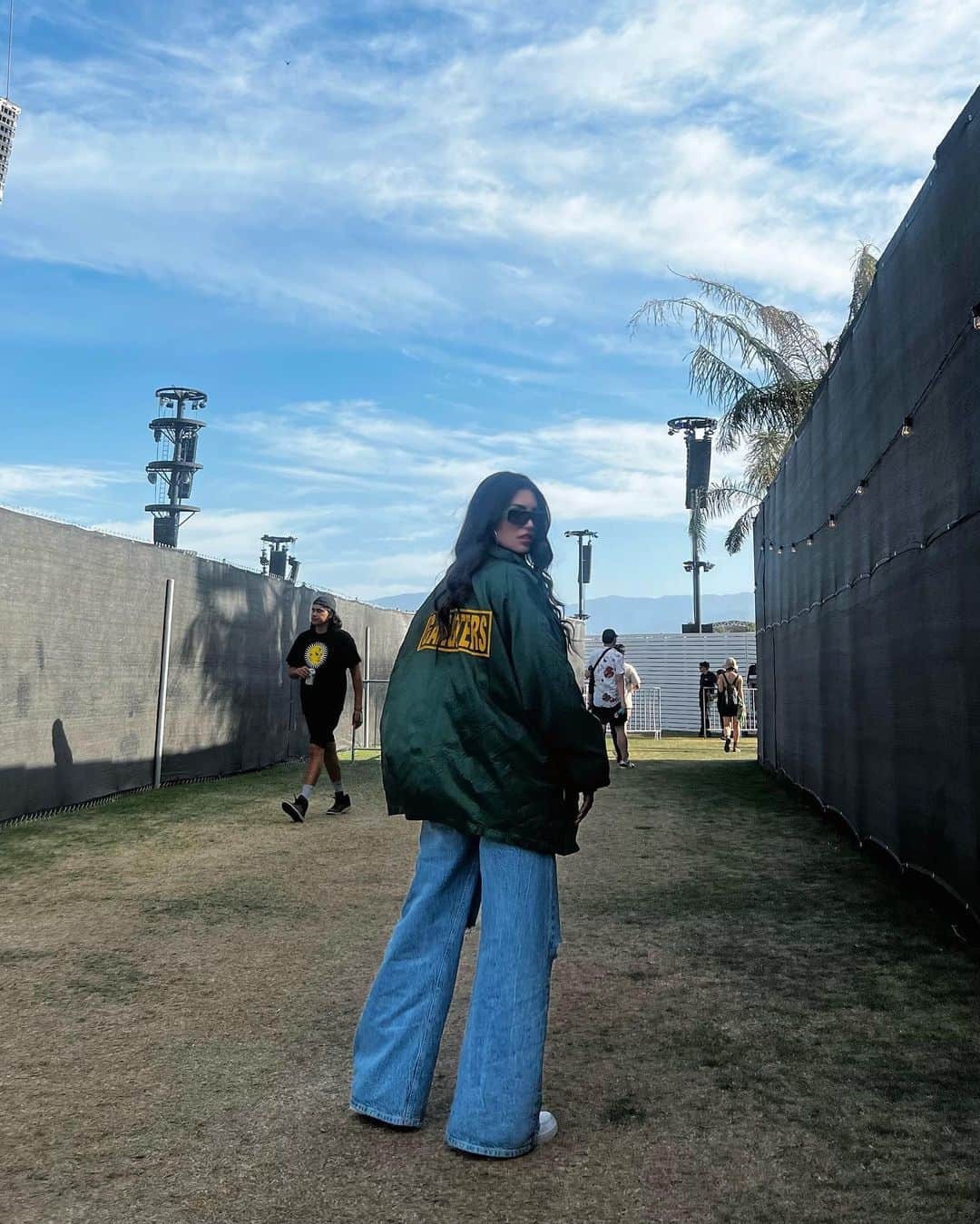 ヨランテ・ヴァン・カスベルヘンさんのインスタグラム写真 - (ヨランテ・ヴァン・カスベルヘンInstagram)「About Coachella  #Day3 🦋🌵」4月21日 5時37分 - yolanthecabau
