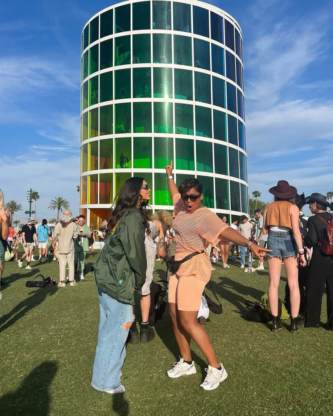 ヨランテ・ヴァン・カスベルヘンさんのインスタグラム写真 - (ヨランテ・ヴァン・カスベルヘンInstagram)「About Coachella  #Day3 🦋🌵」4月21日 5時37分 - yolanthecabau