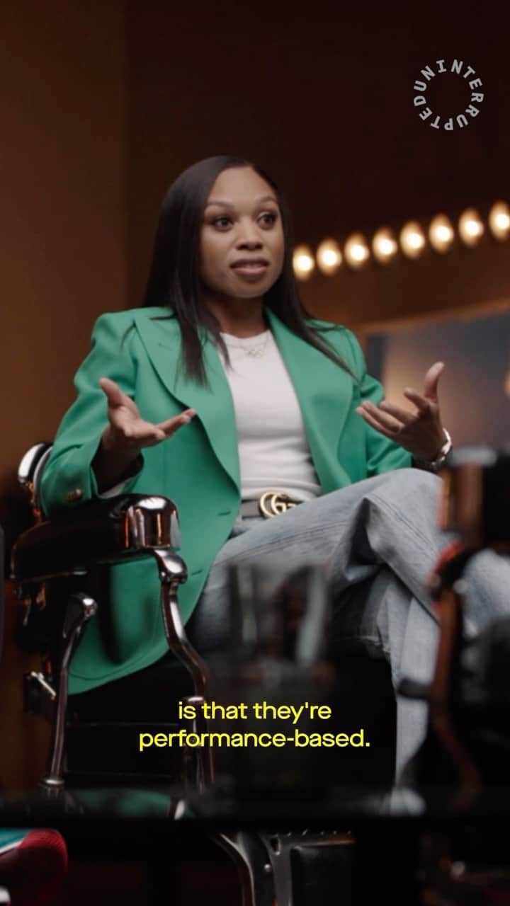 アリソン・フェリックスのインスタグラム：「A trailblazer on and off the track. 👊🏽💥  @AllysonFelix gets candid about the disparities in contracts for women in sports on a new episode of @theshopun – watch now on @UNINTERRUPTED’s YouTube!」