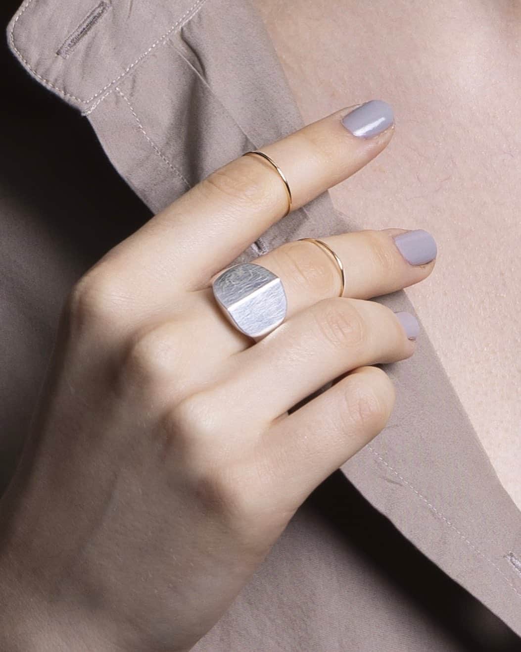 のインスタグラム：「NEW "EQUINOX"- PYRAMID RING #hirotakajewelry」