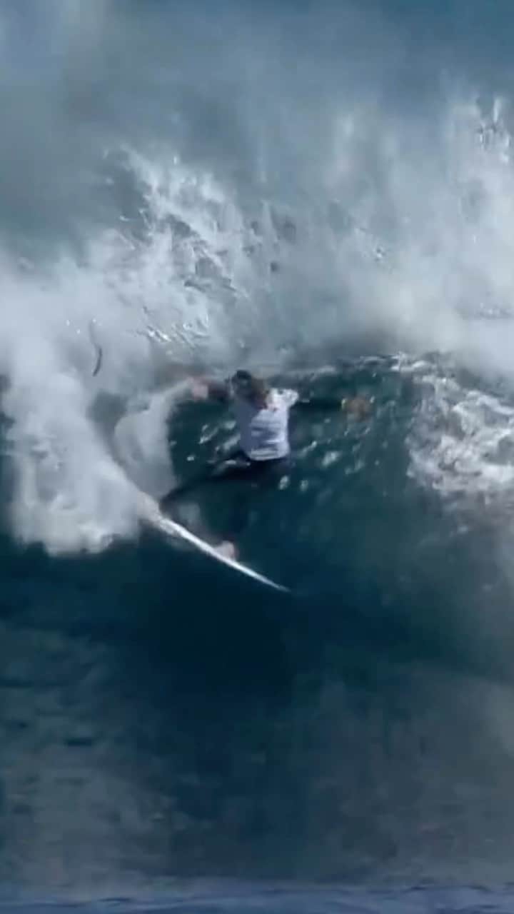 レイキー・ピーターソンのインスタグラム：「Stoked to have a fun first round yesterday. Absolutely loving my time here in Margaret River! Can’t wait for the RD 3 😝⚡️」