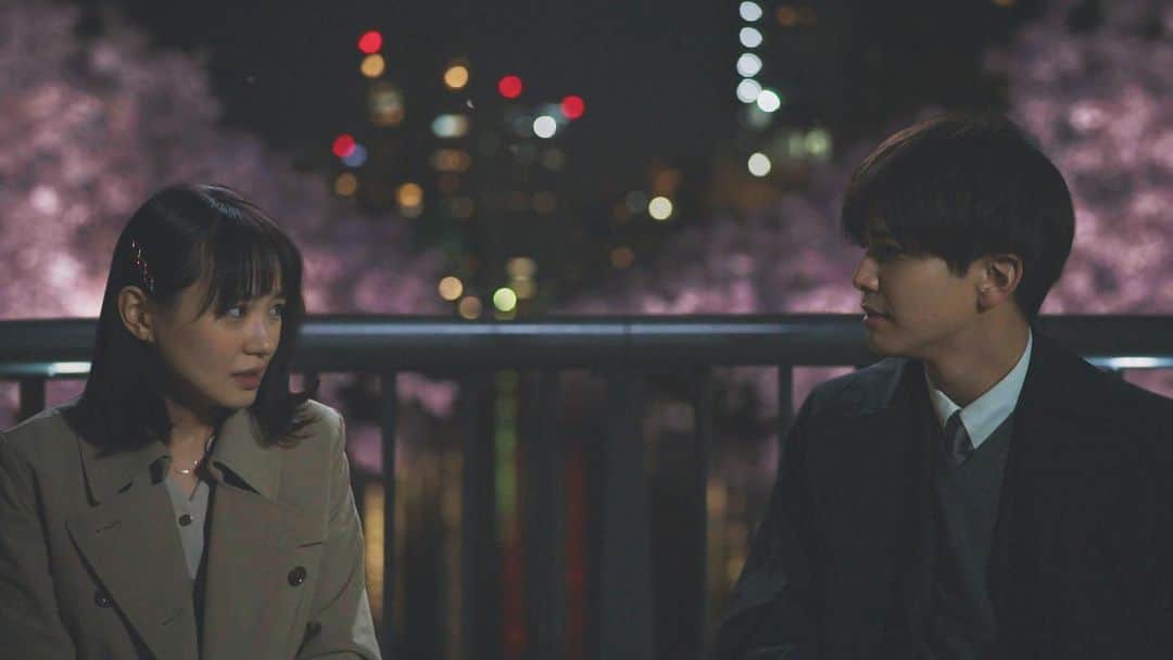 あなたがしてくれなくてものインスタグラム：「🫧第１話見逃し配信 🫧346万回再生獲得🎉  『silent』に次ぐ 木曜劇場史上歴代2位に❗️  皆様たくさんのご視聴 ありがとうございます✨  「 #あなたがしてくれなくても 」 これからの展開にも ぜひご注目ください！  第１話、第２話も #TVer で無料配信中📺 https://tver.jp/episodes/ep3nf9j2io」