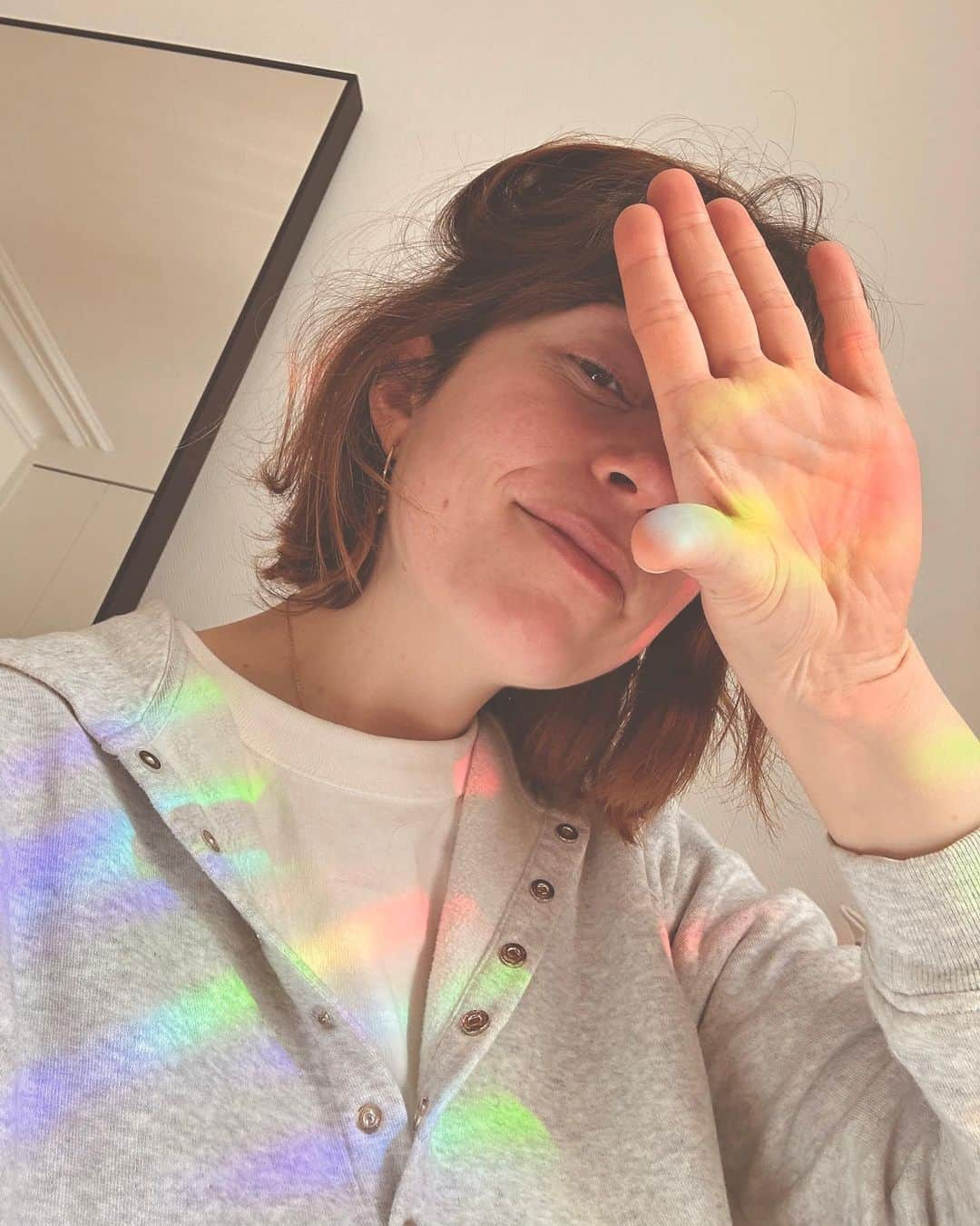 Angélineさんのインスタグラム写真 - (AngélineInstagram)「selfie sun catcher parce que pourquoi pas 🌈✨」4月21日 19時04分 - angelinelayet